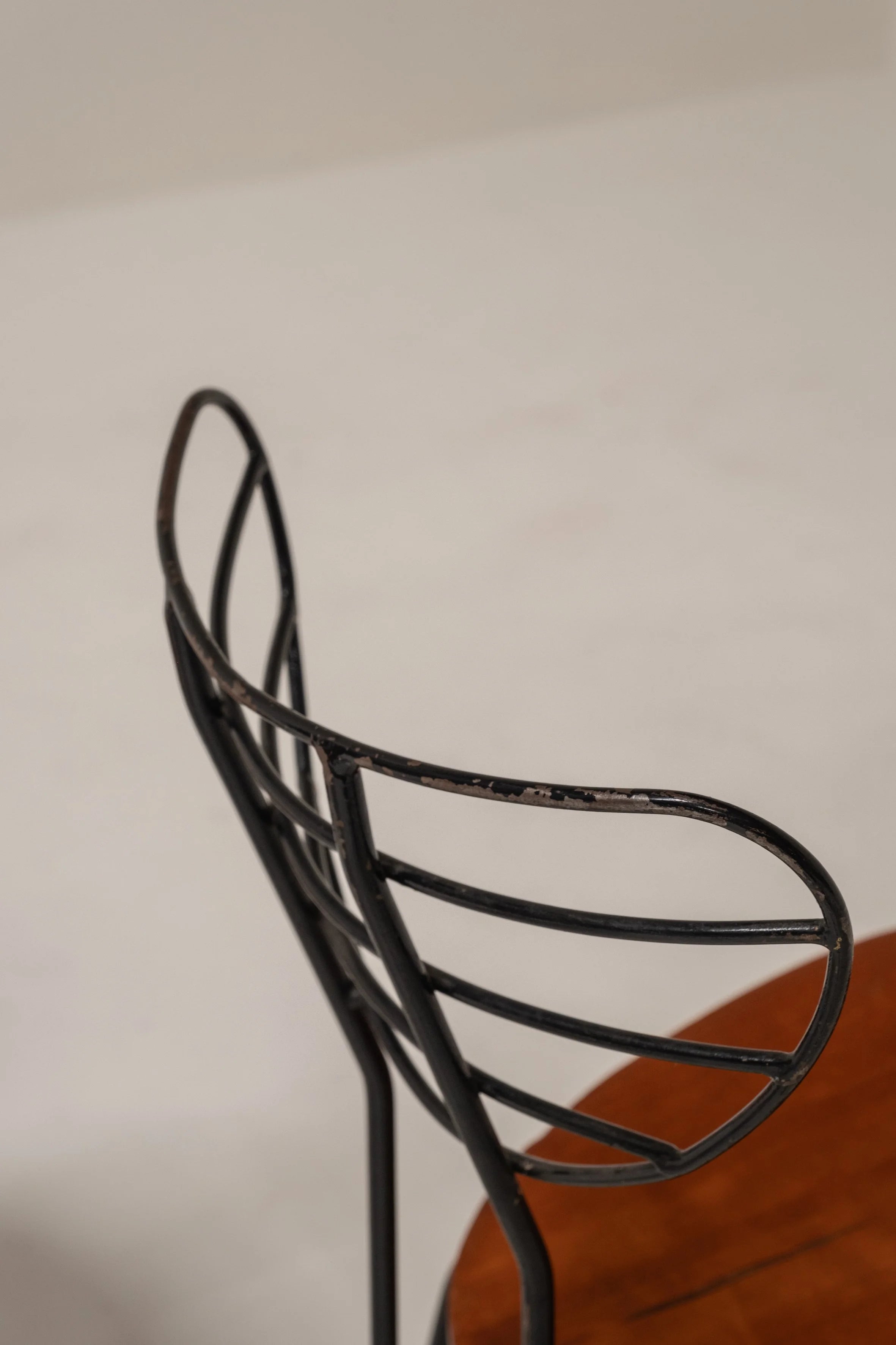 Set of 6 ‘Radar’ Dining Chairs Attributed to Willy Van Der Meeren for Imexcotra, Belgium — detail view