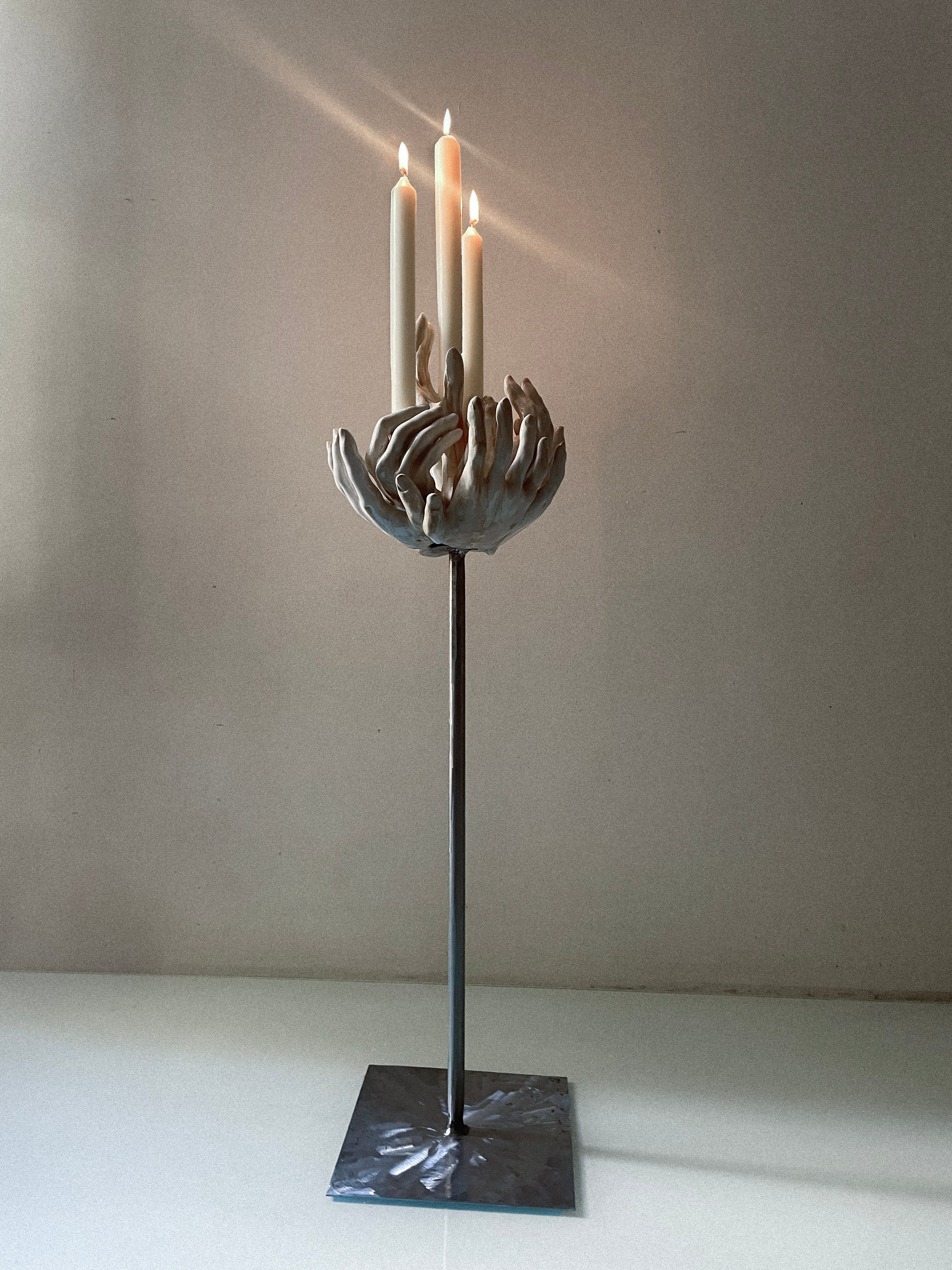 Eight-hands standing candle holder in ceramic n°66 — close-up