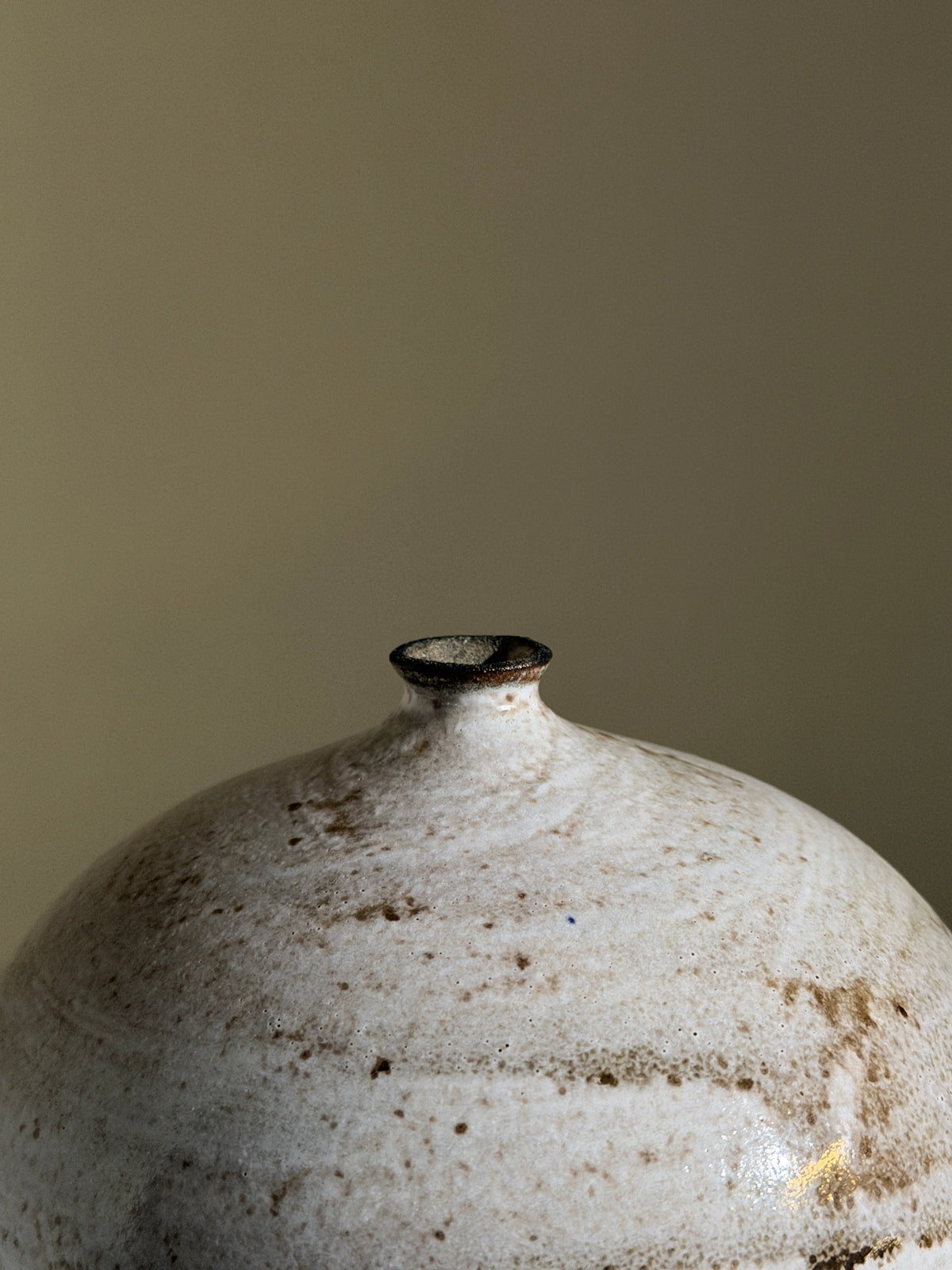 Small stoneware vase, France, 1960 — detail view
