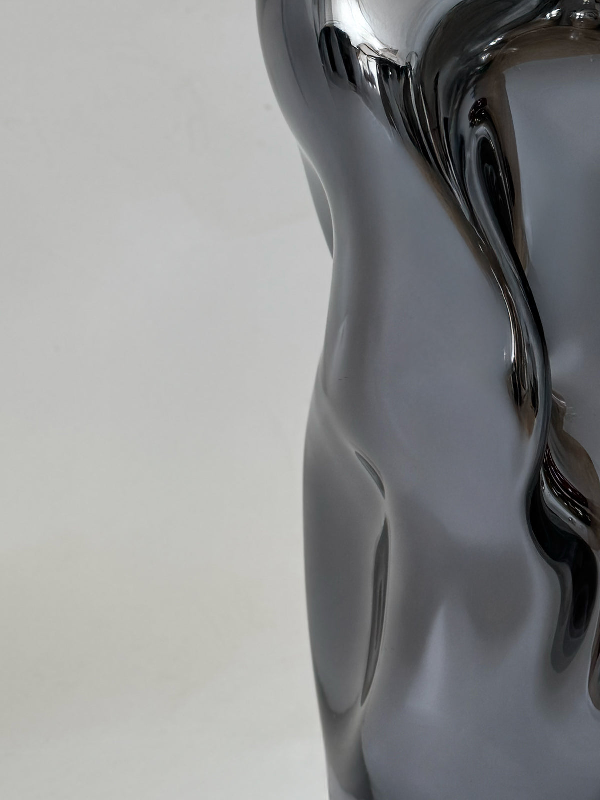 Wave Stool / Side Table XIX — detail view