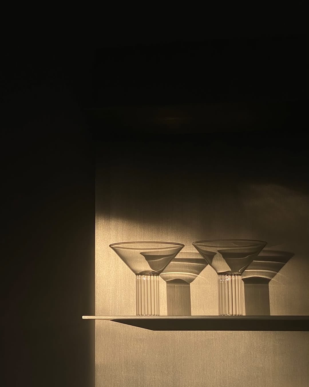Calici Milanesi — Hand-blown Cocktail Glass by Agustina Bottoni | The Oblist