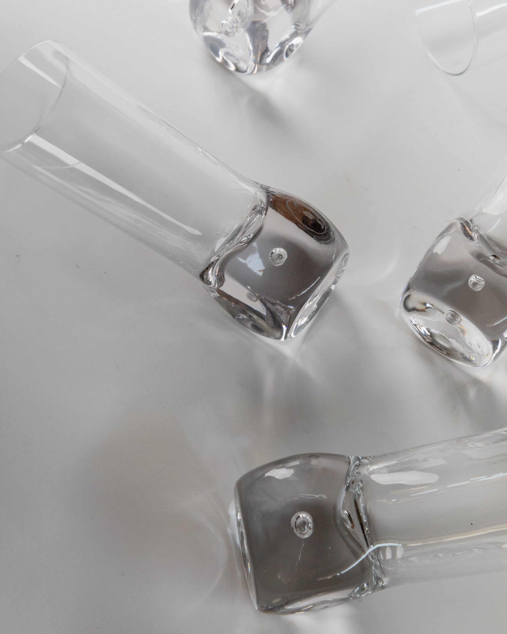 Set of 6 Vintage Murano Glasses, Italy 70s — close-up of clear glass texture