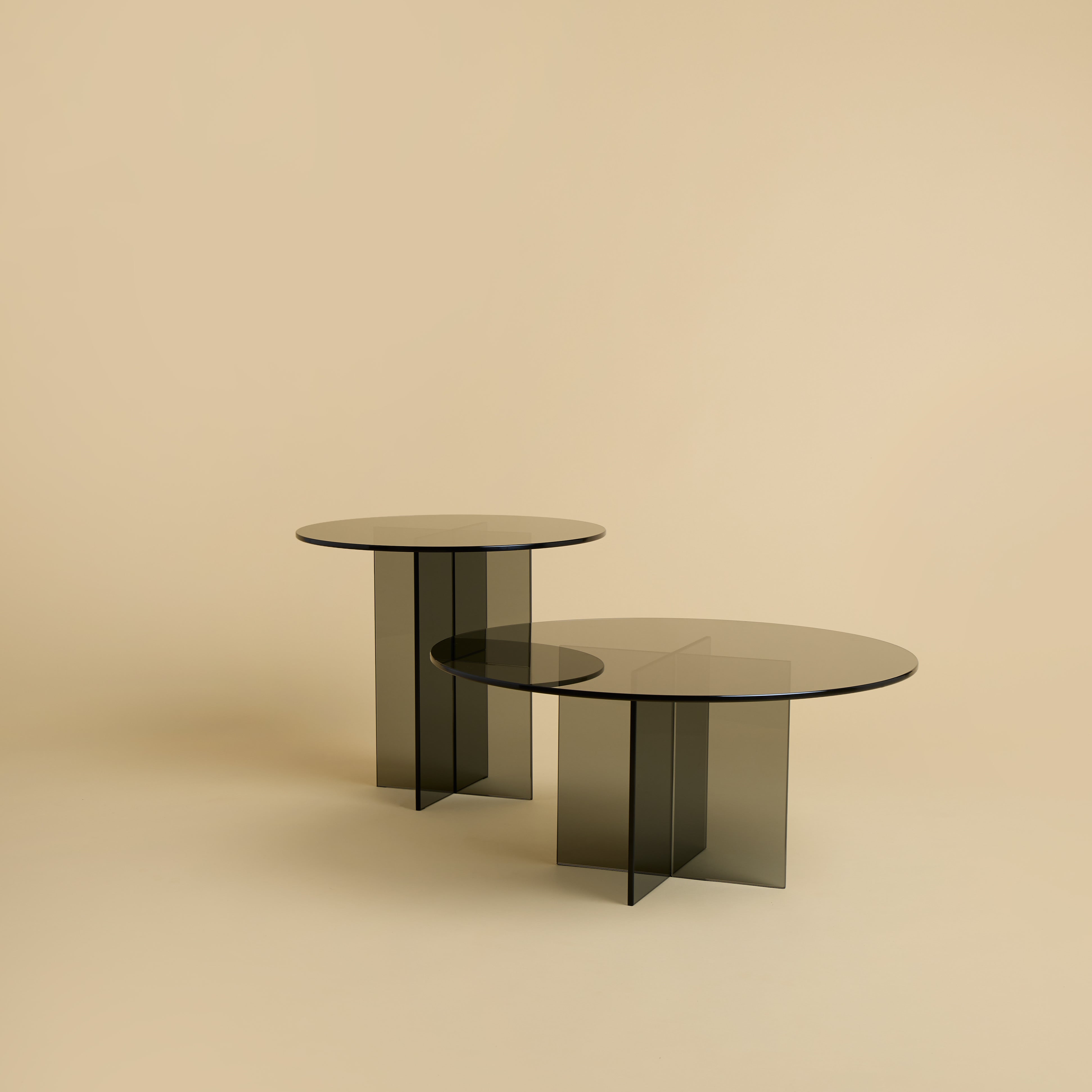 Round Glass Side Table - AMAMI Series — view 10