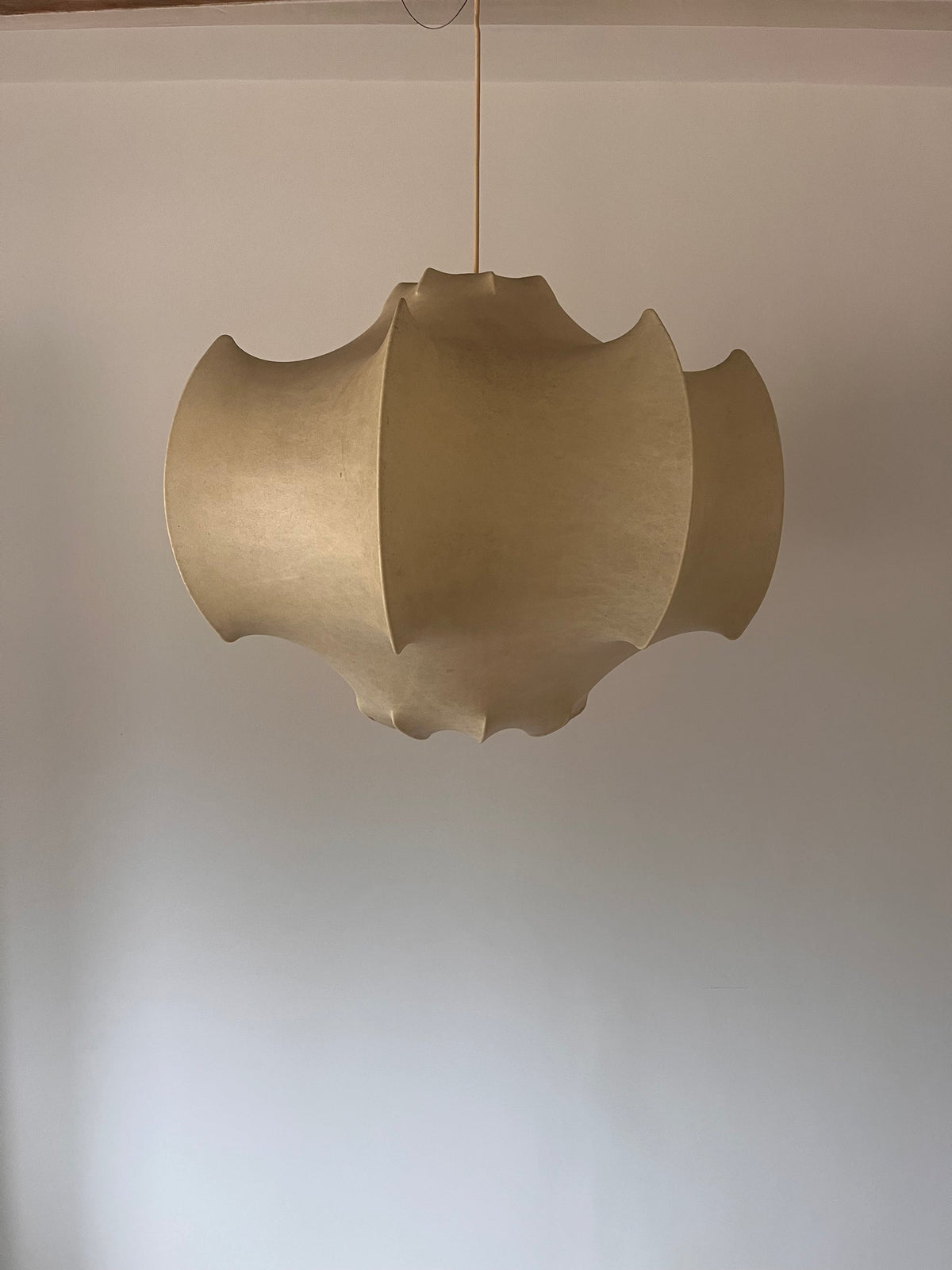Viscontea Cocoon Pendant Light by Achille & Pier Giacomo Castiglioni for Flos, c.1970s — detail view