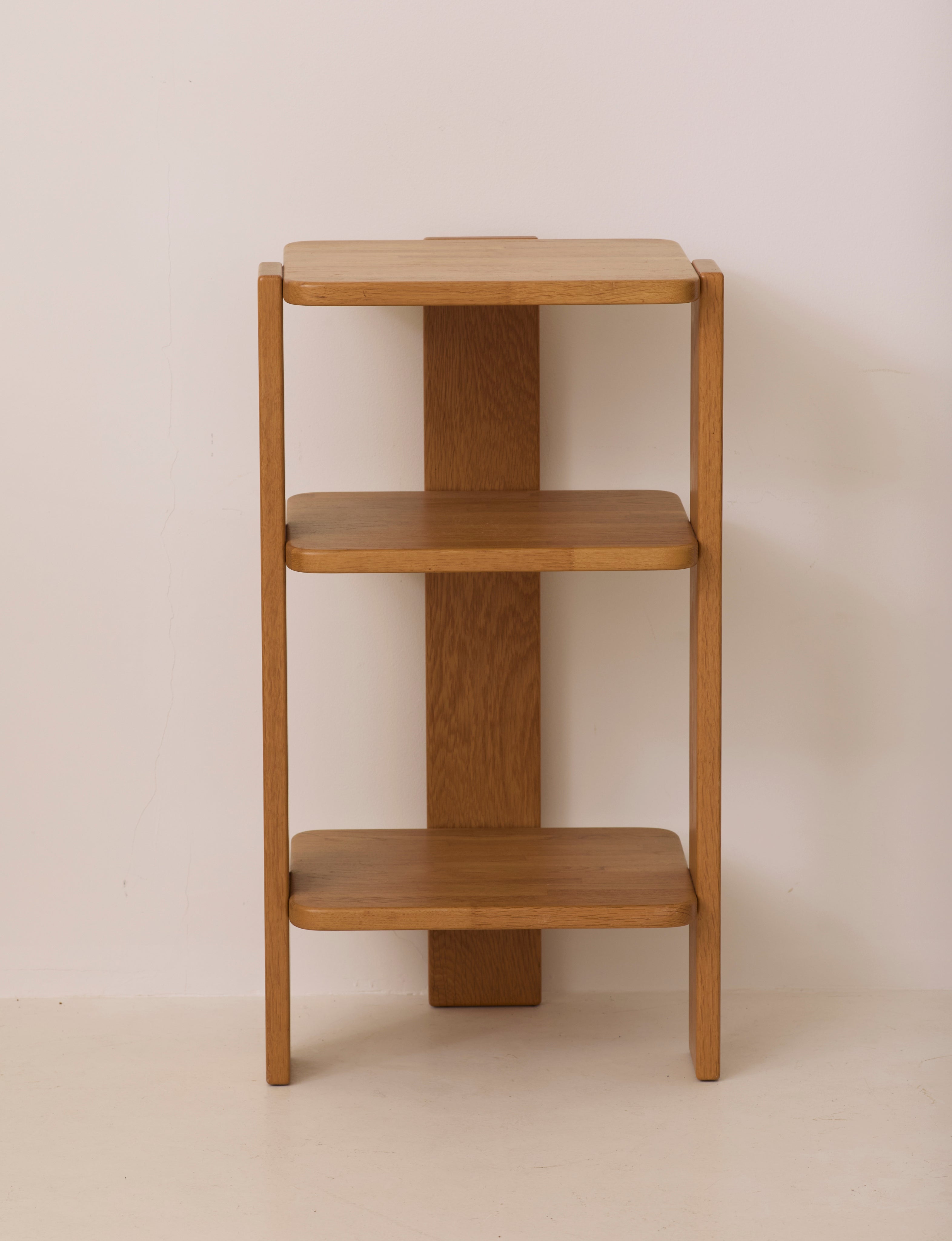 Étagère Artisanale Française en Chêne Massif c. 1980