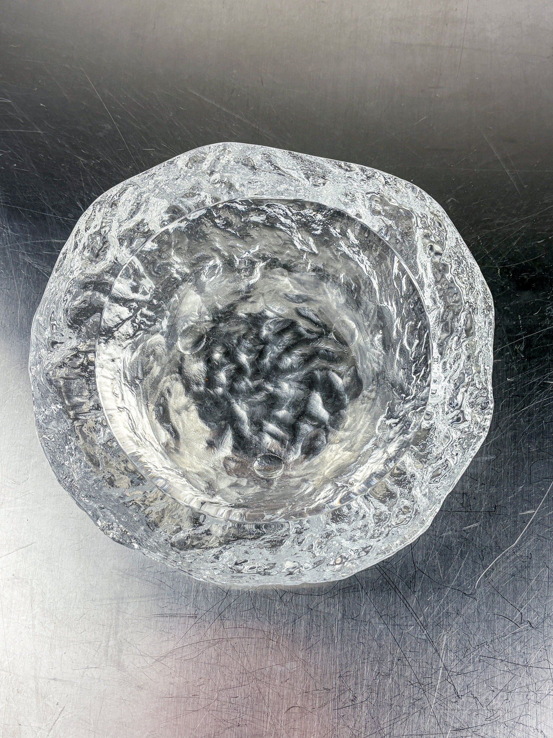 Brutalist "Iceberg" Vide poches, Textured Crystal Glass, Sweden, 1970's — lifestyle setting
