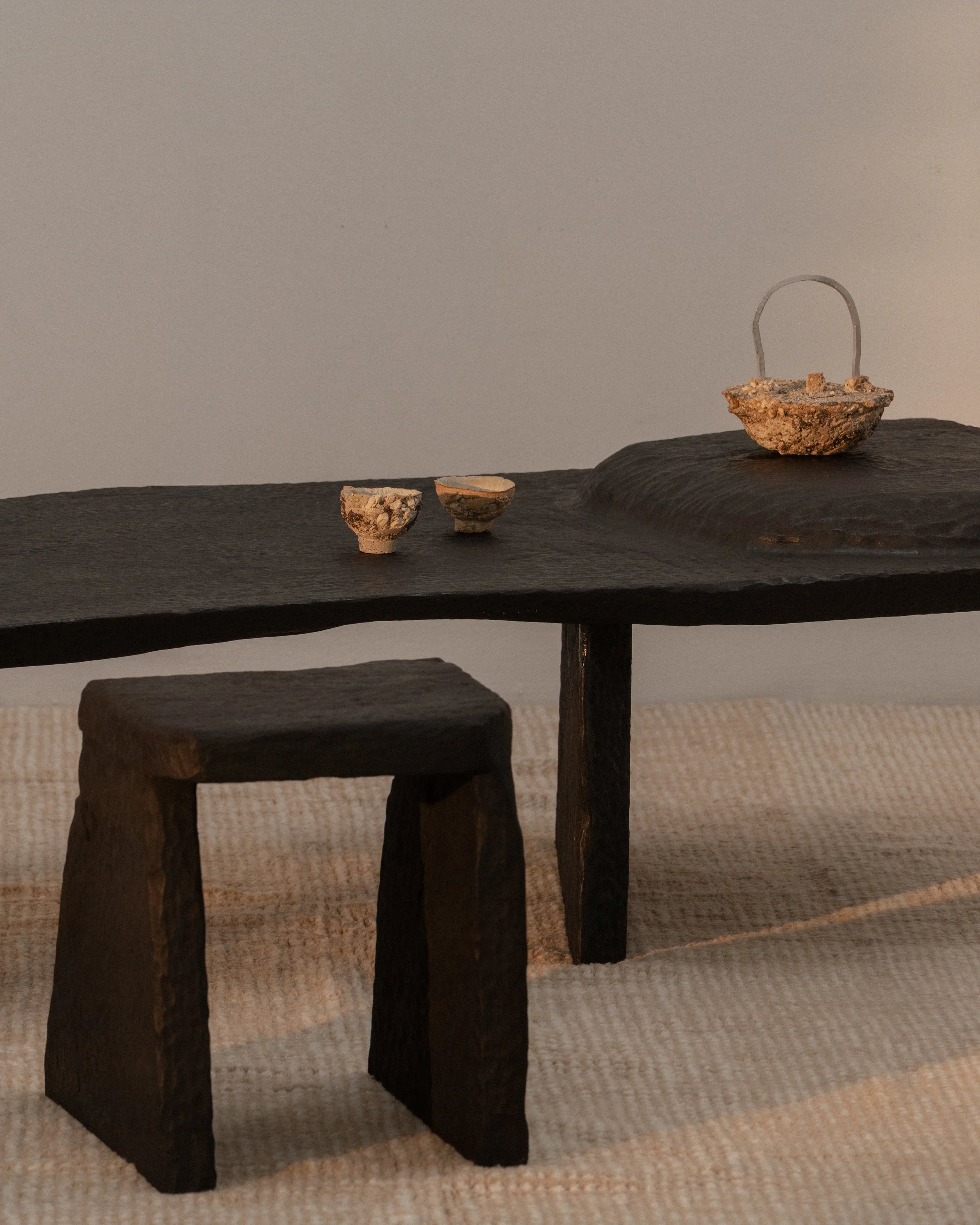 Massif Table — close-up