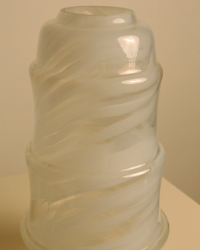 Large "Ghost" vase in Murano glass, 1980s — close-up of swirling translucent design