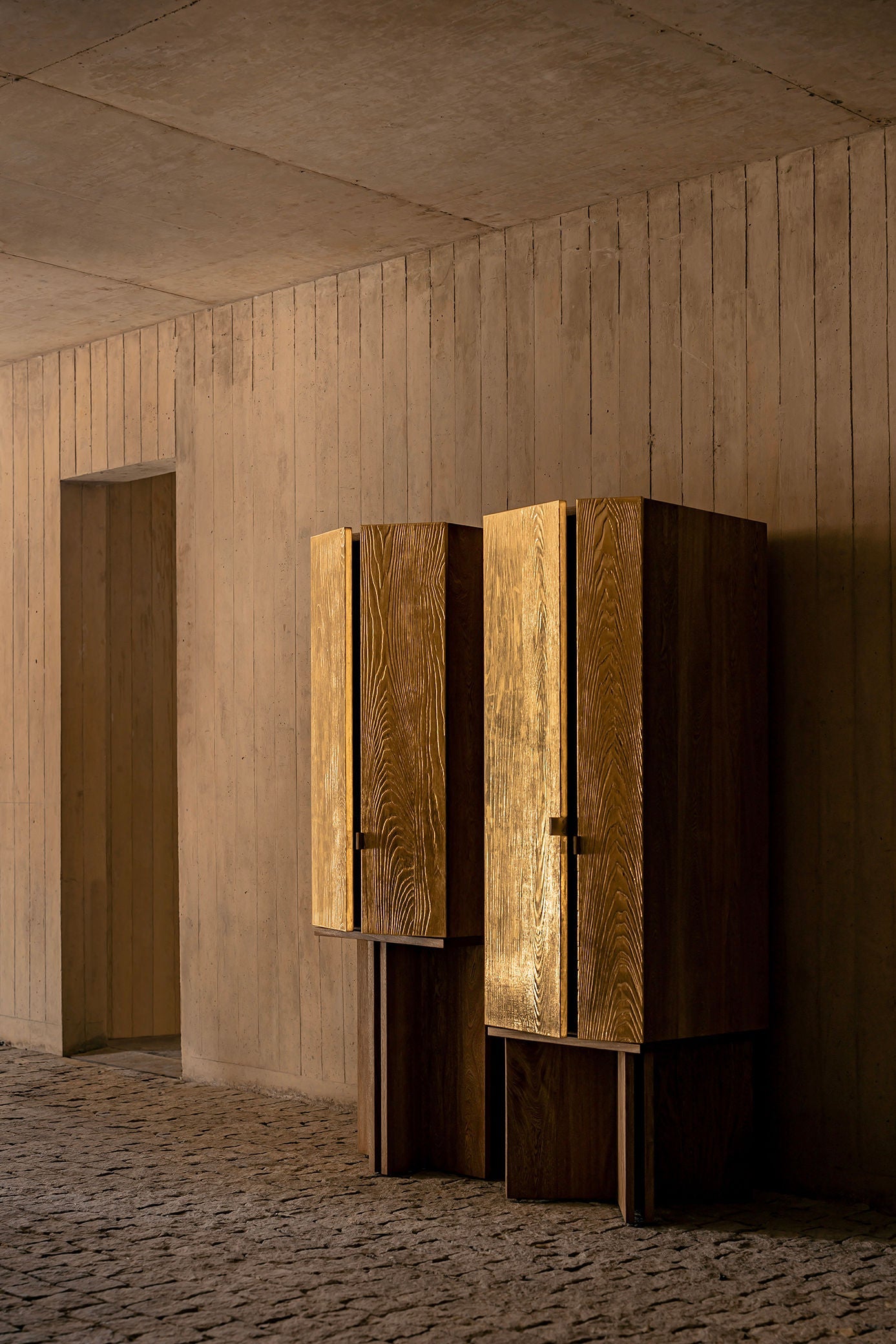 'Aurum' Cabinet 100 | Limited Edition 20 — alternate view