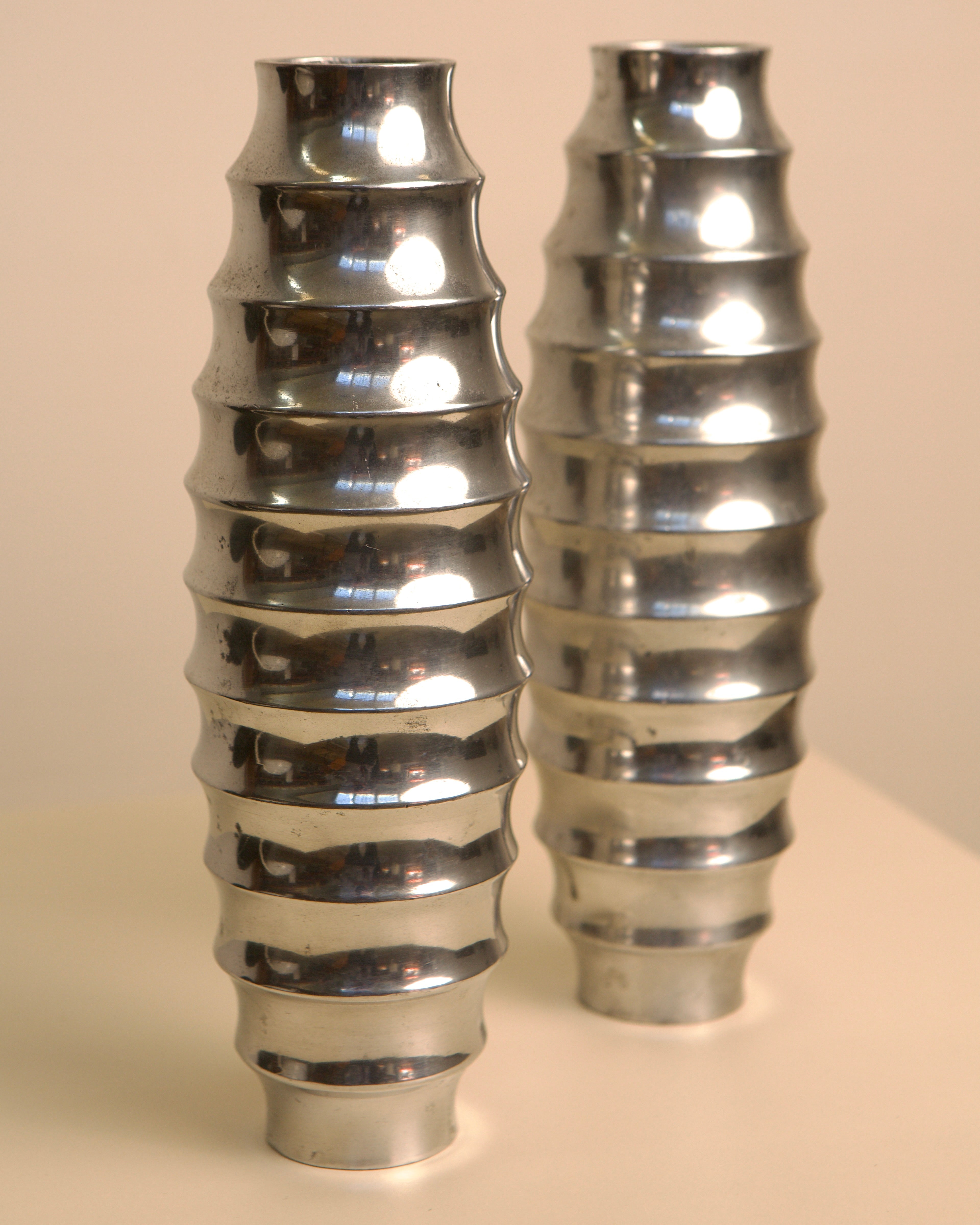 Pair of Vases in Cast Aluminum "Strillé" 80's