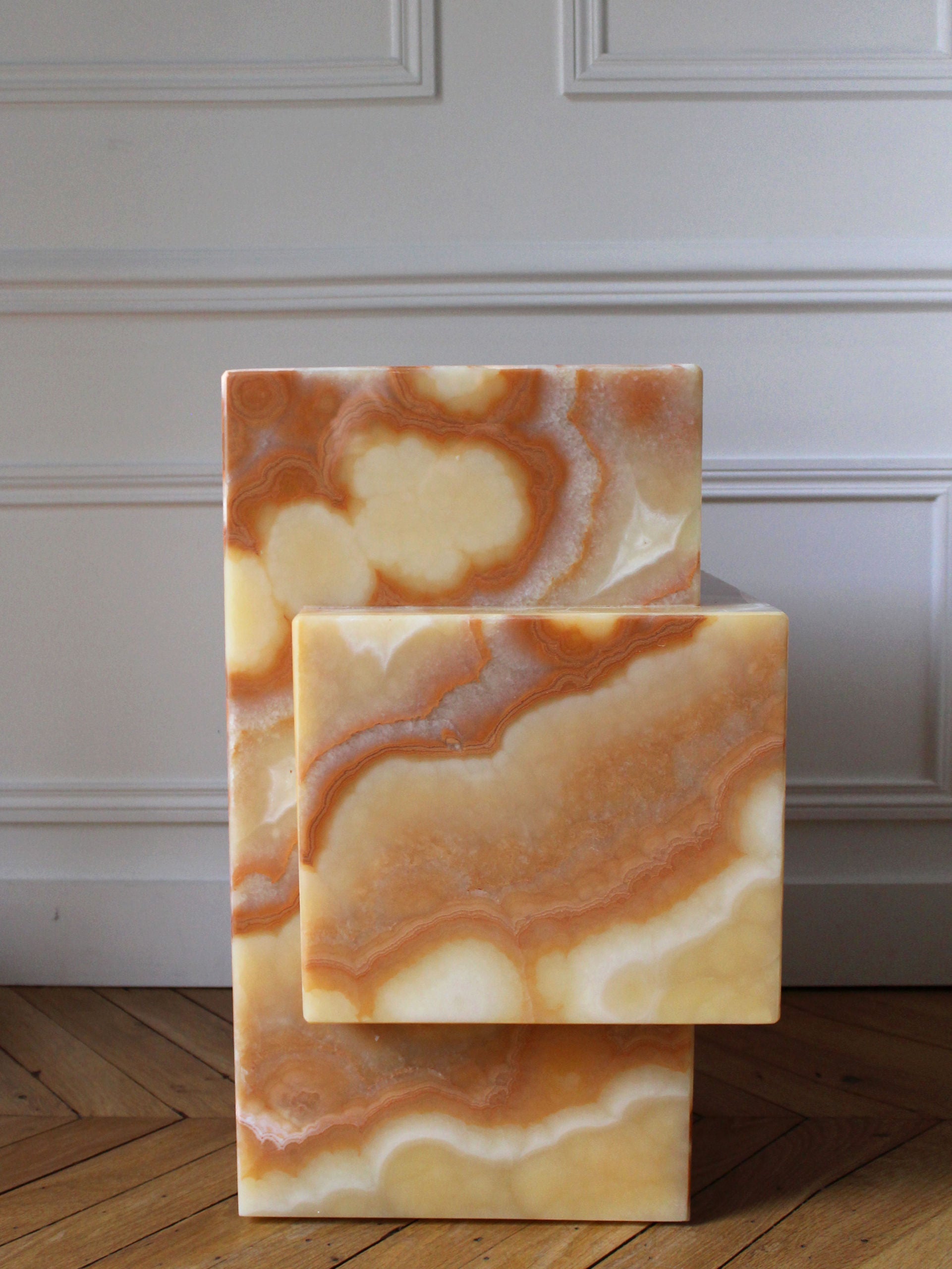 Ella Sixties Onyx - Table basse en marbre