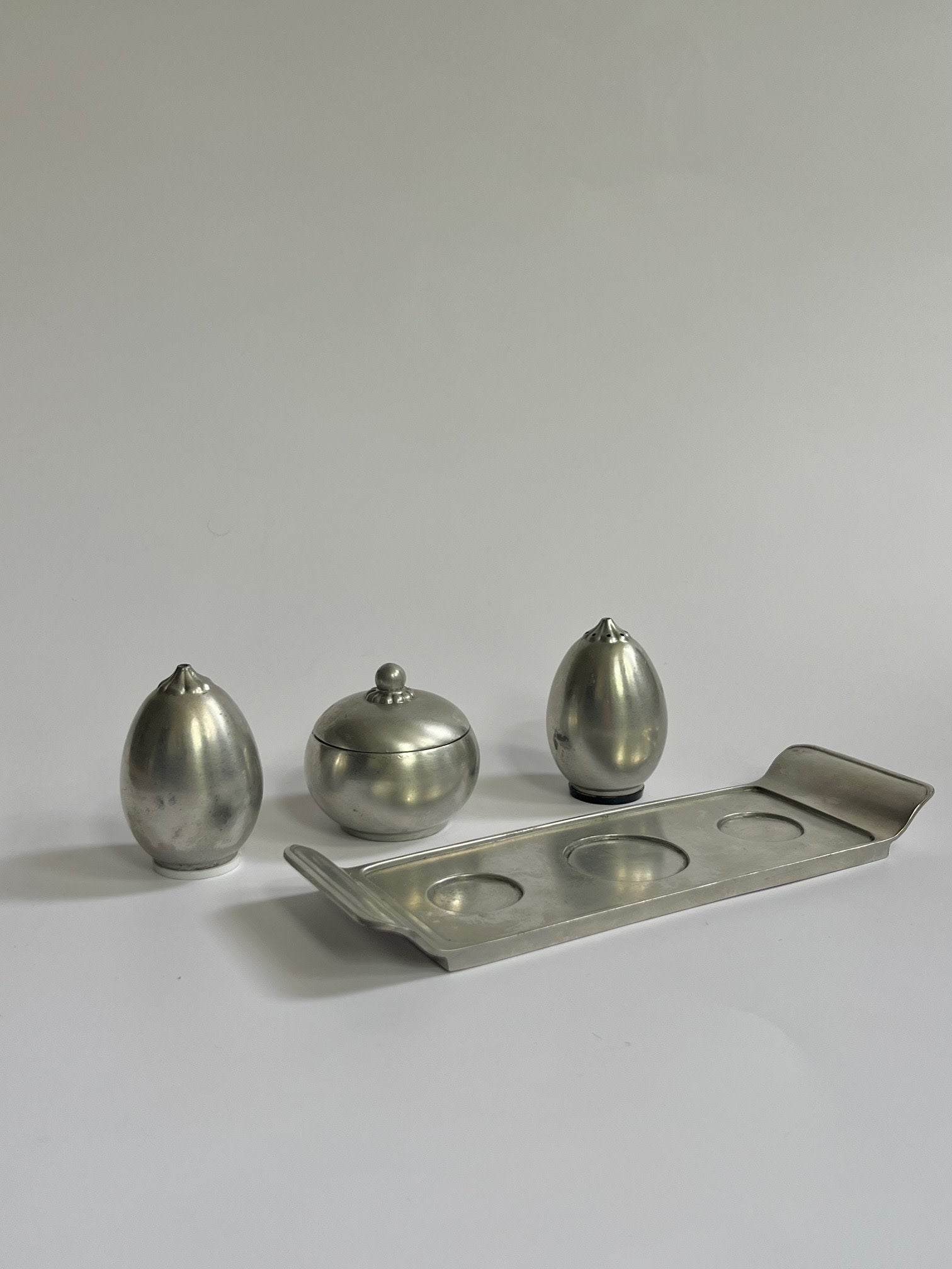 Ensemble de sel et poivre Art Déco par Just Andersen