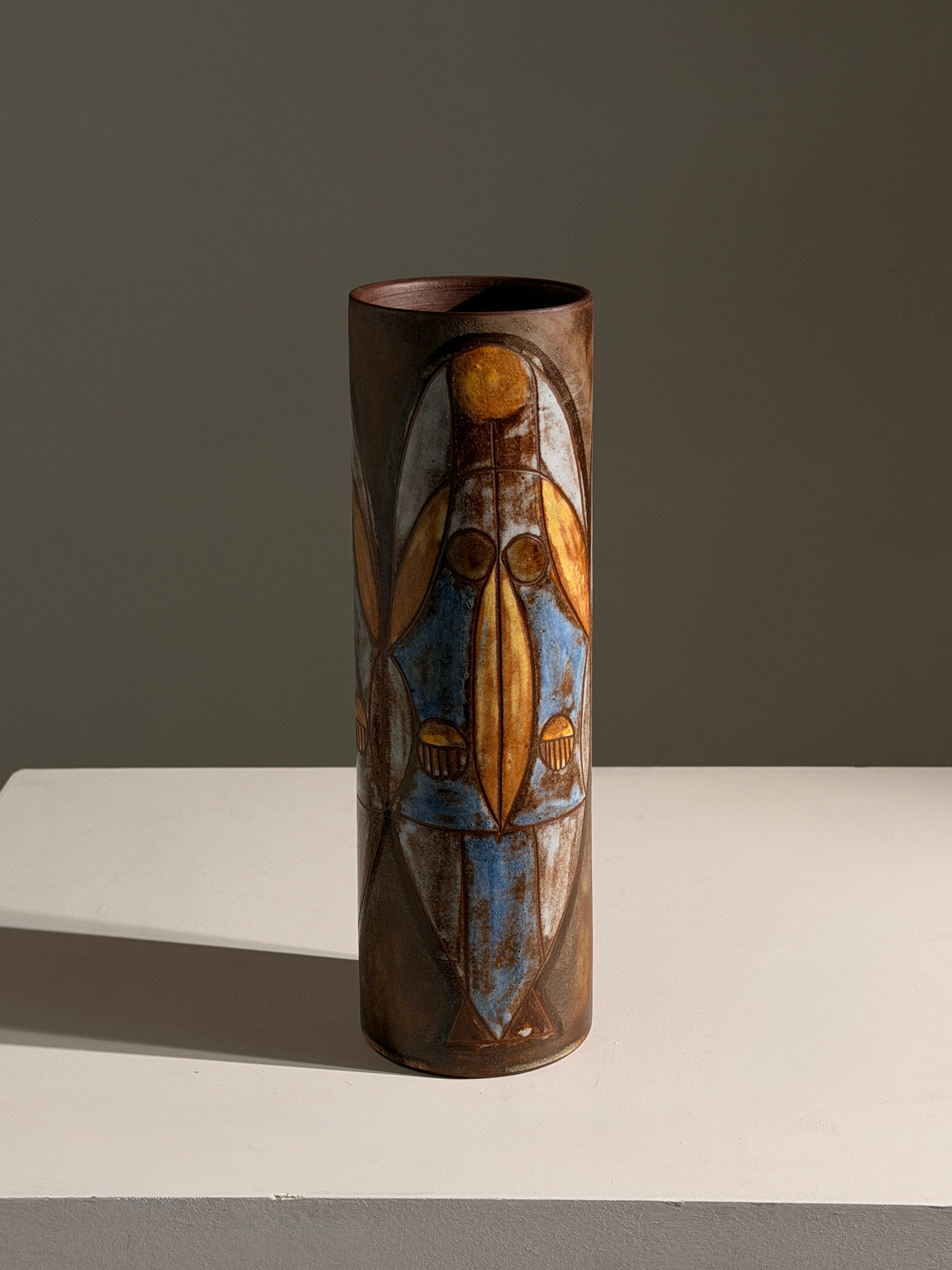 Cylindrical ceramic vase by Alexandre Kostanda, Vallauris, circa 1950 by Figuresdesign | The Oblist