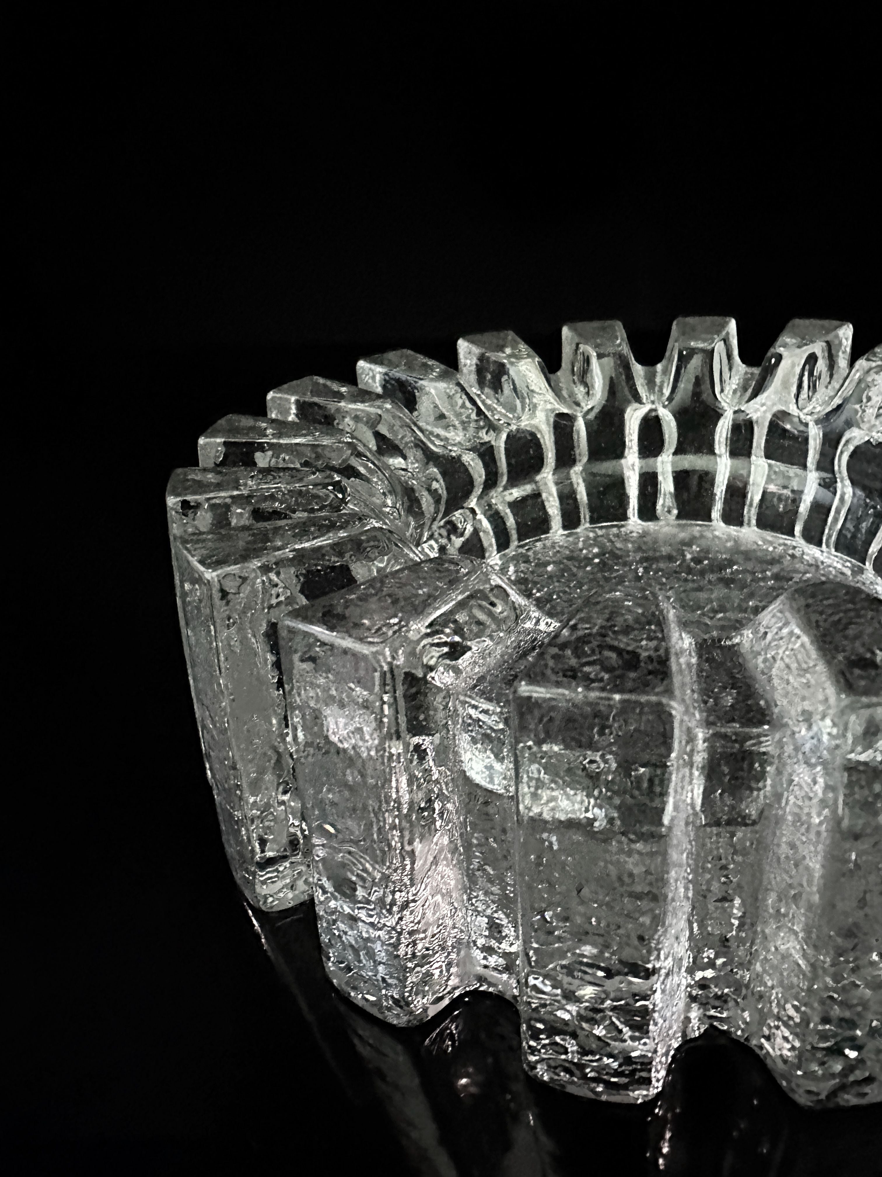 1970s Crystal Glass Brutalist Ashtray — close-up of textured crystal surface