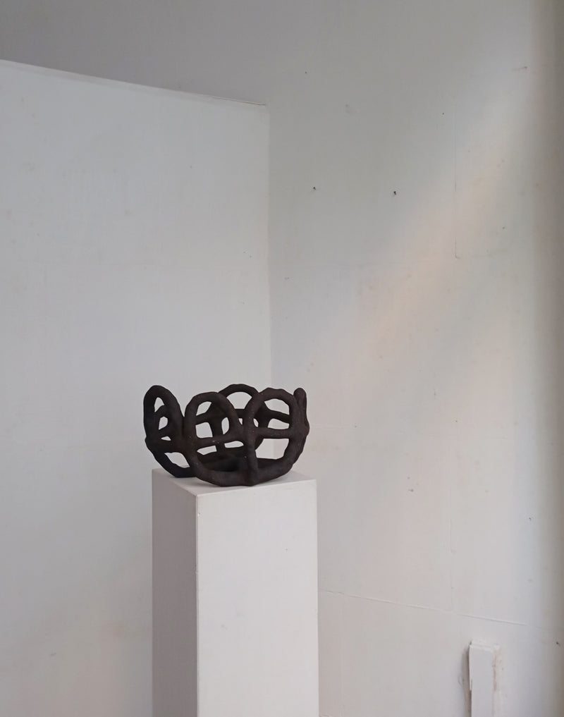 Corbeille 8' by Claire Pain | The Oblist — handcrafted dark ceramic dish