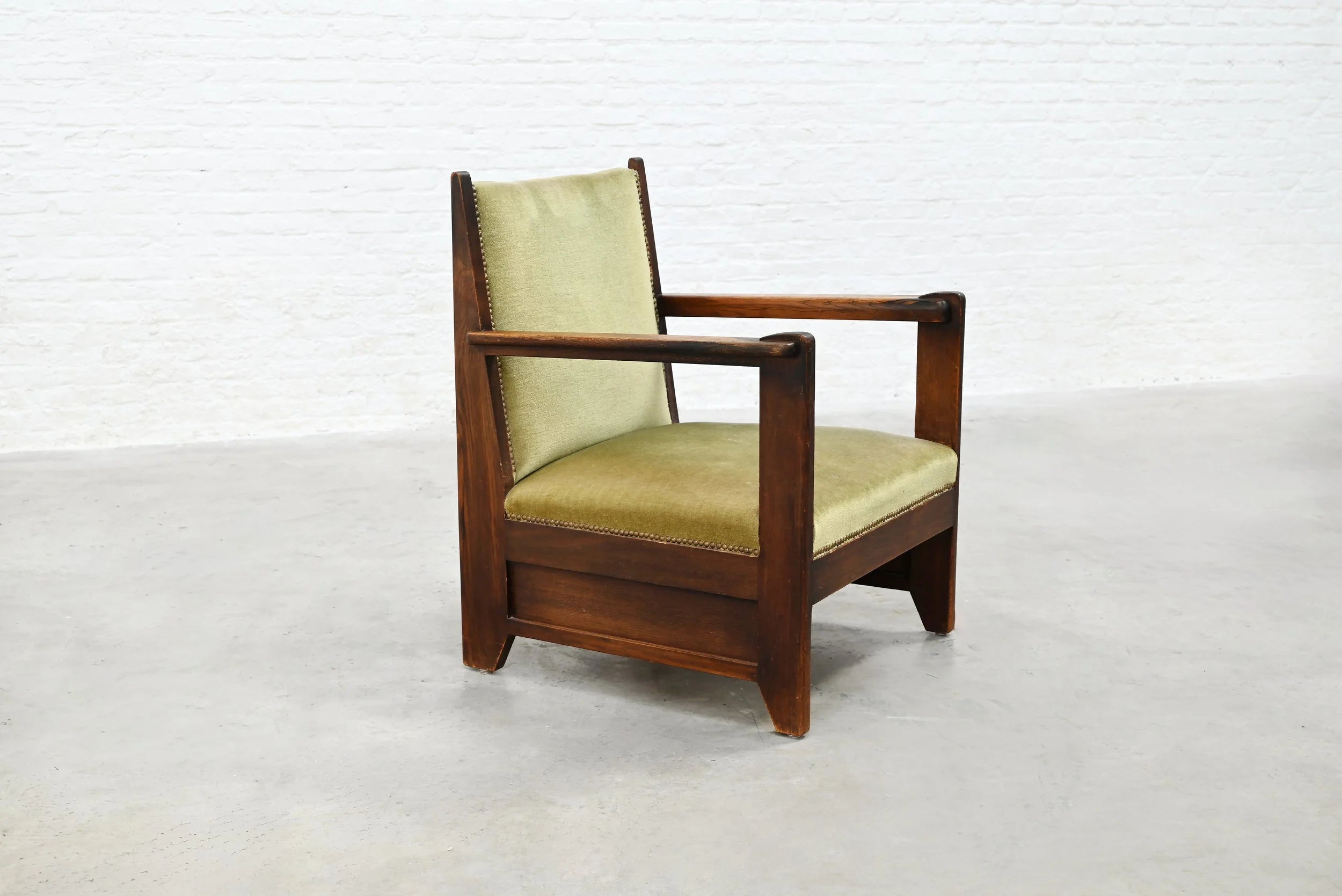 Hague School Armchair, The Netherlands, 1920s — side angle
