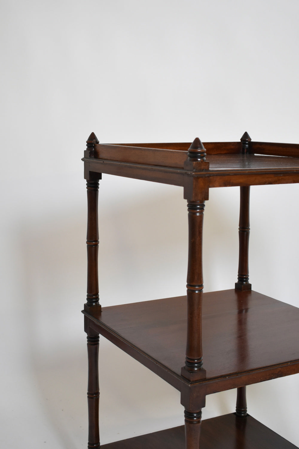 Faux Bamboo Bookshelves Pedestal Table, 1960s — top view of wooden shelves