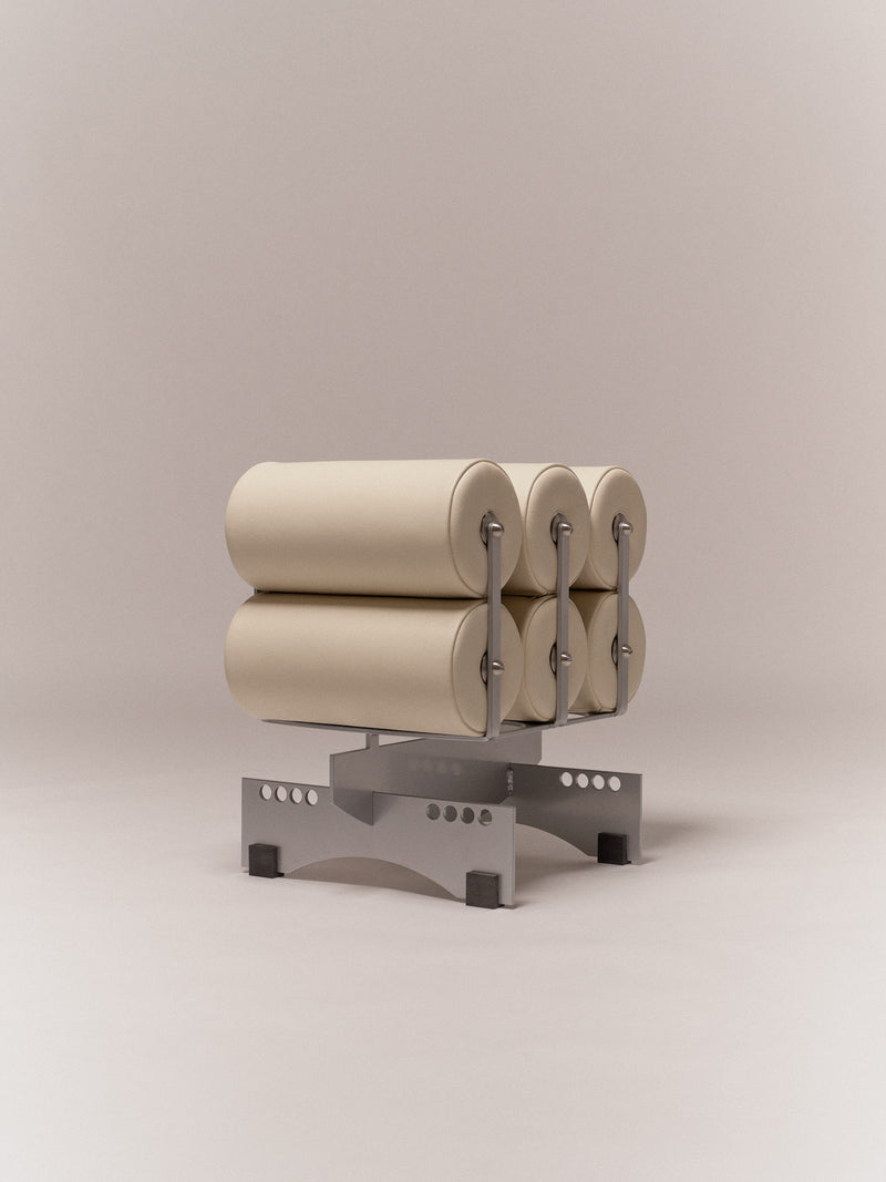 Poggia Alta — close-up of beige padded seat with metal frame