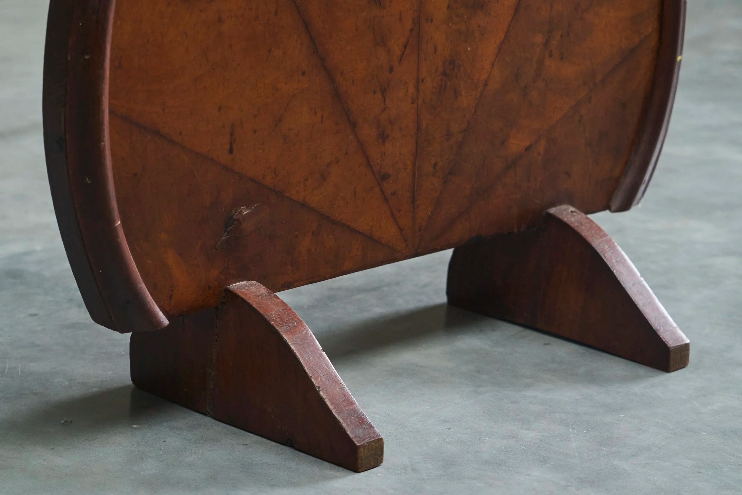 Art Deco Fire Screen in Walnut Burl Veneer 1930s — side angle