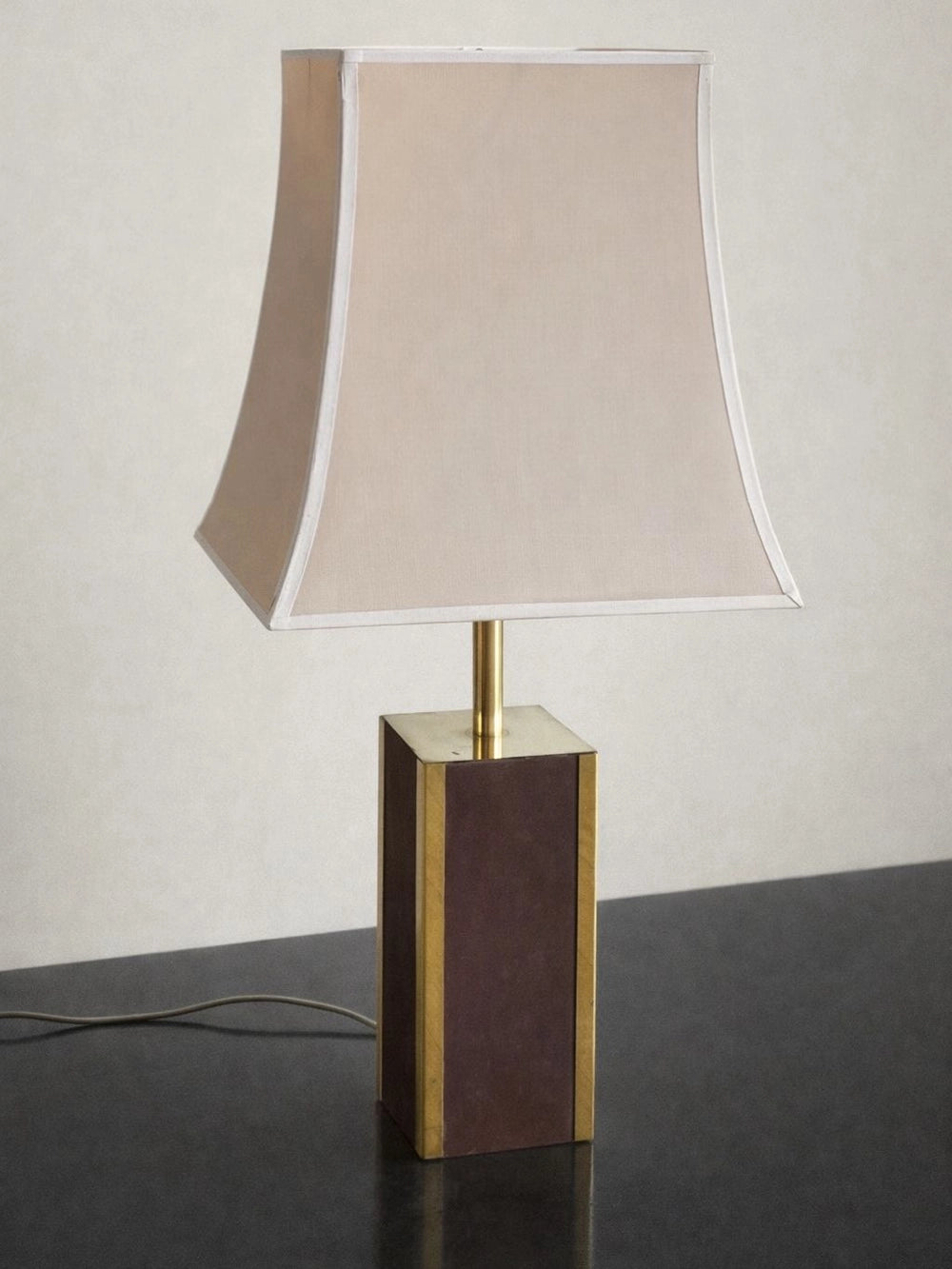1950s Vintage Italia Art Deco Brown Nubuck Lamp — close-up