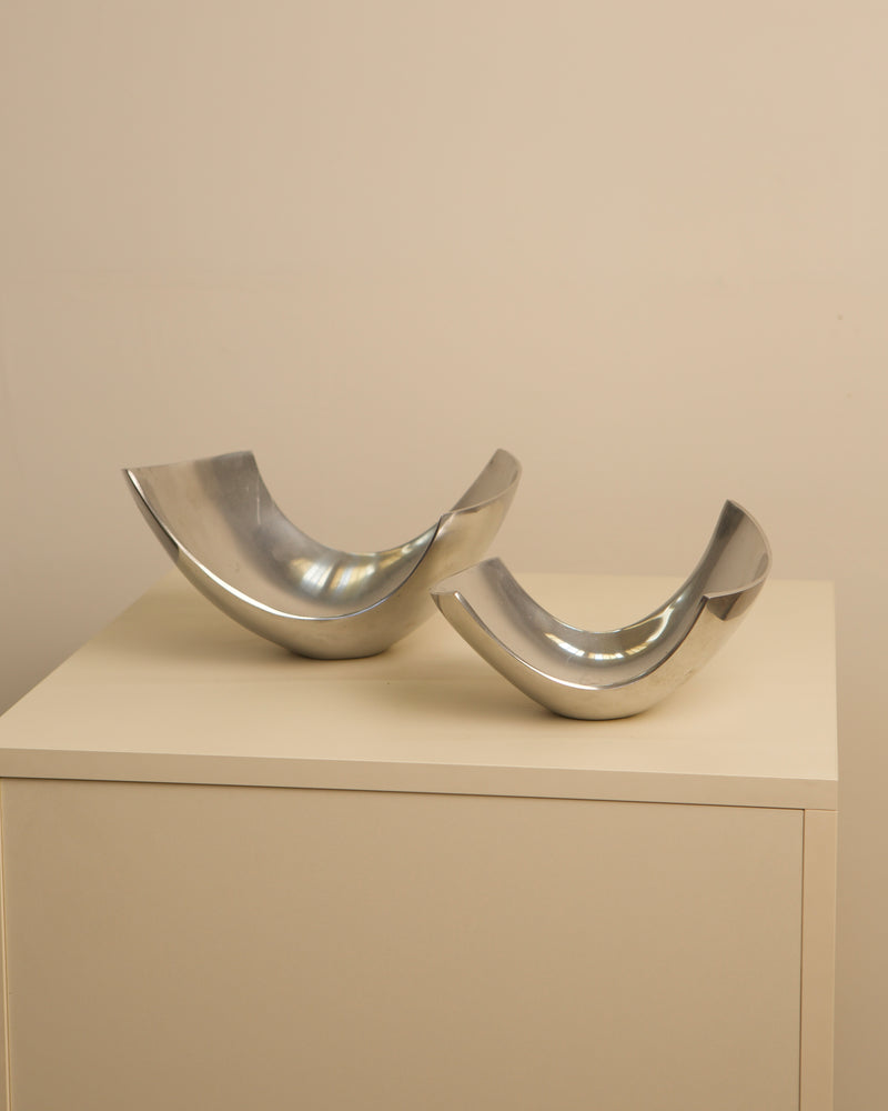 Pair of polished metal Italian fruit baskets from the 1980s