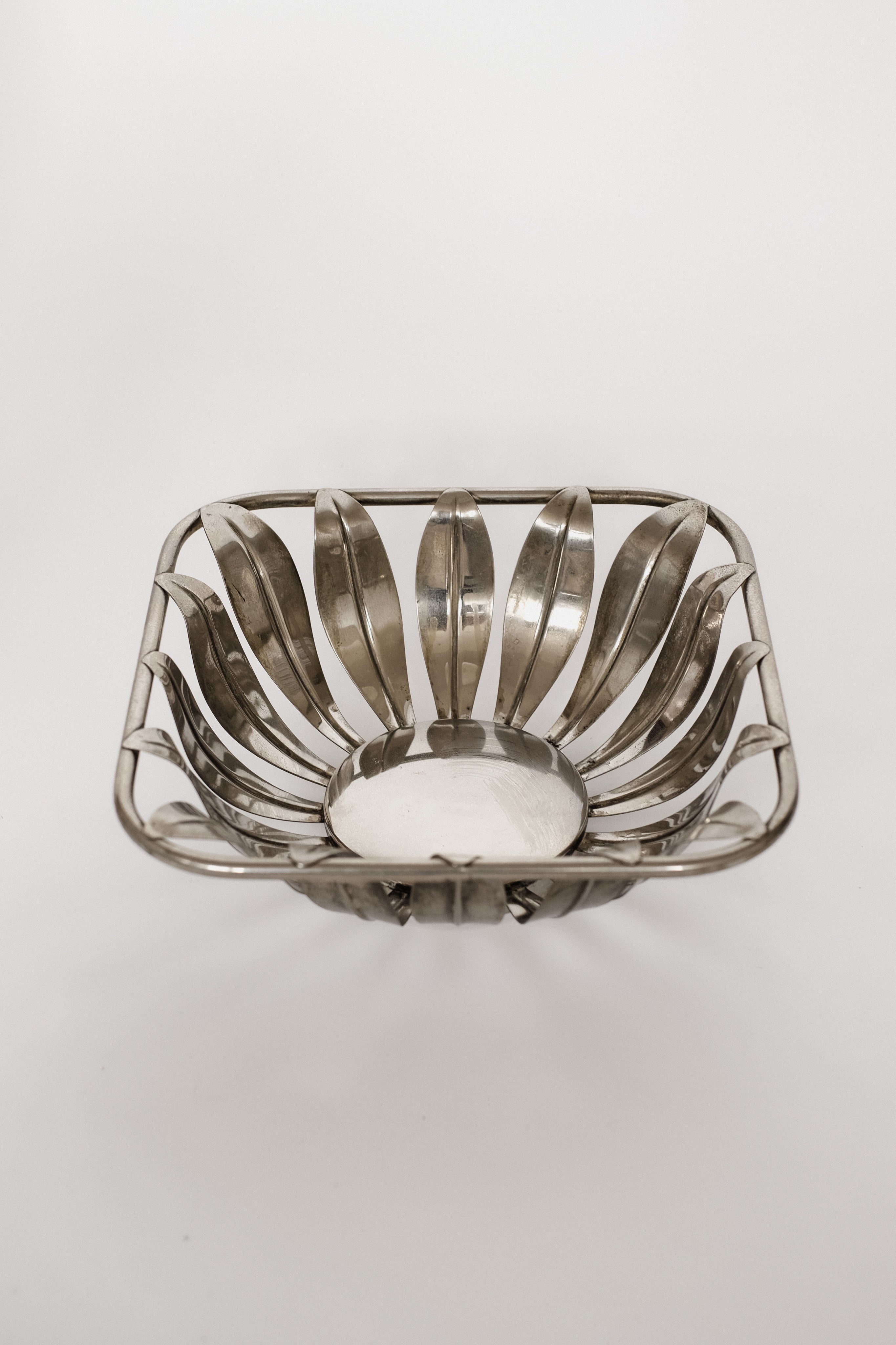 Mid-Century Flower-Shaped Bowl  — lifestyle setting