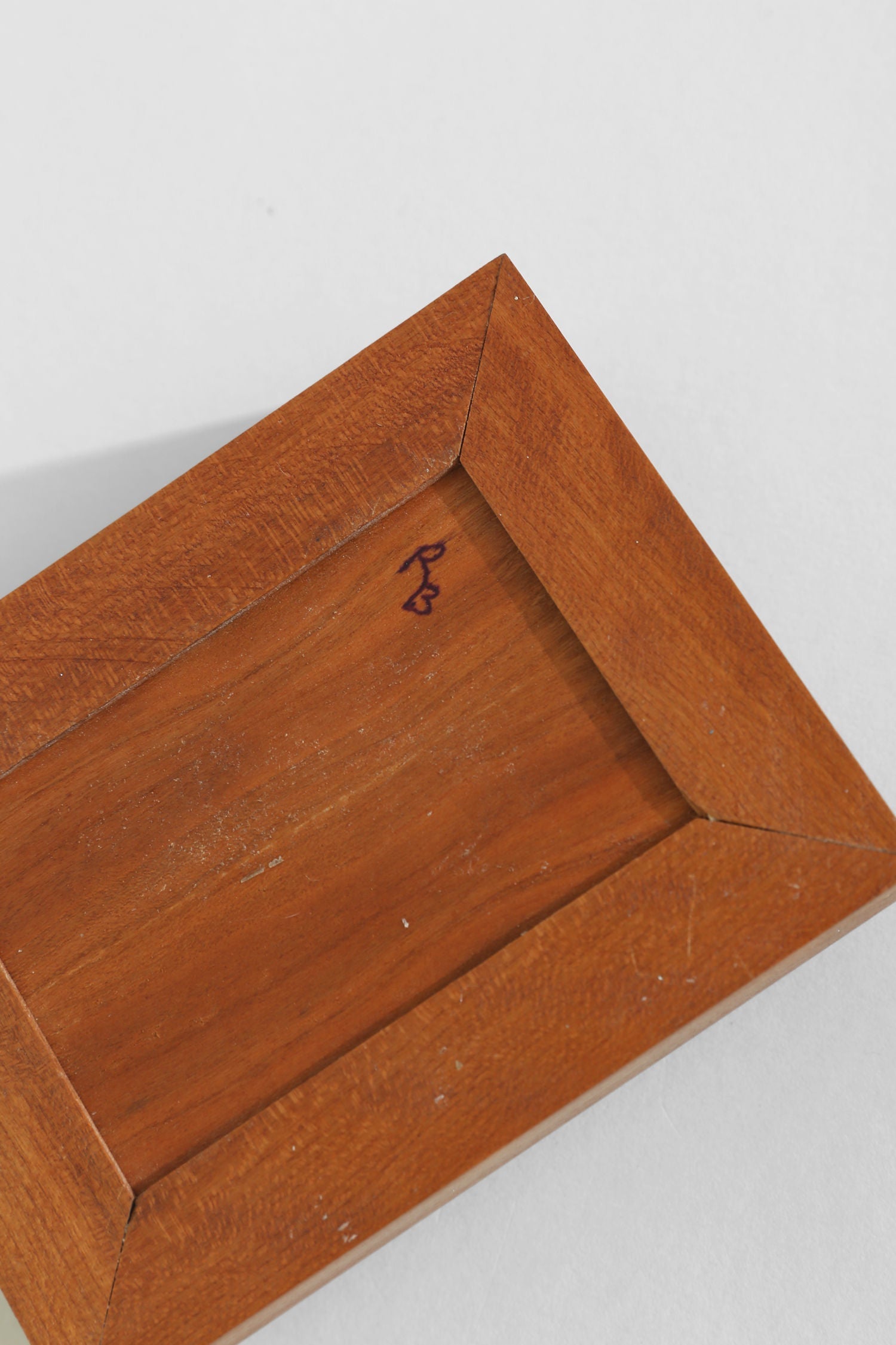 Burl Wood Jewelry Box — top view of wooden base with signature
