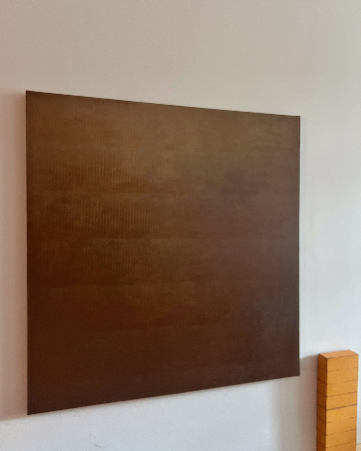 Sann, Umber — detail view