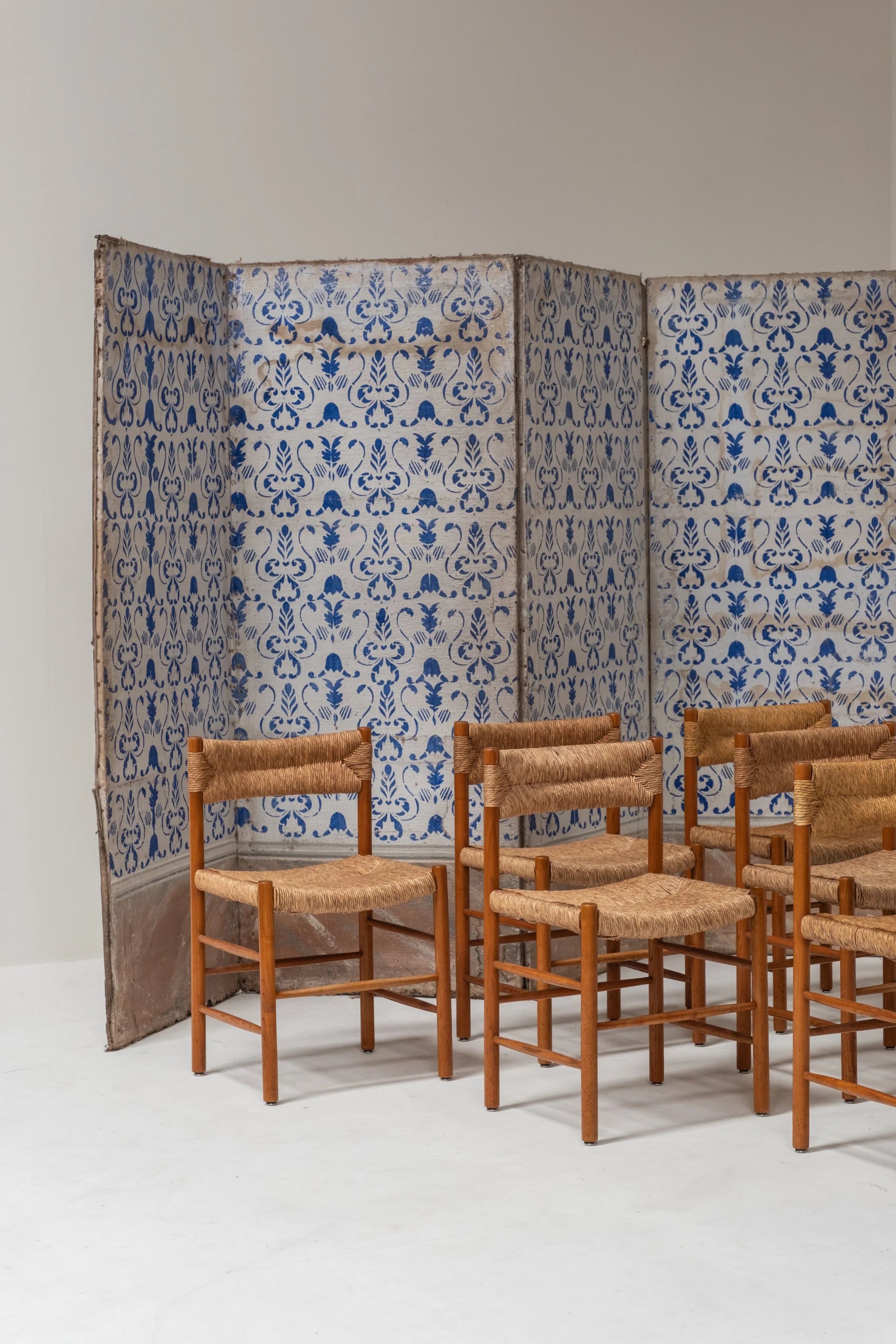 Set of 6 Charlotte Perriand Dordogne Chairs — detail view