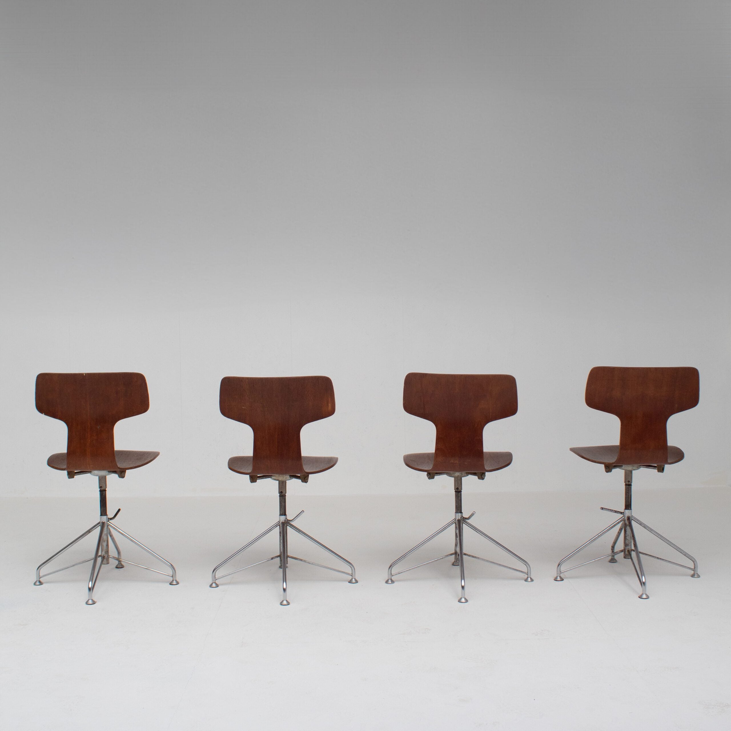 Set of 4 Arne Jacobsen Chairs — alternate view