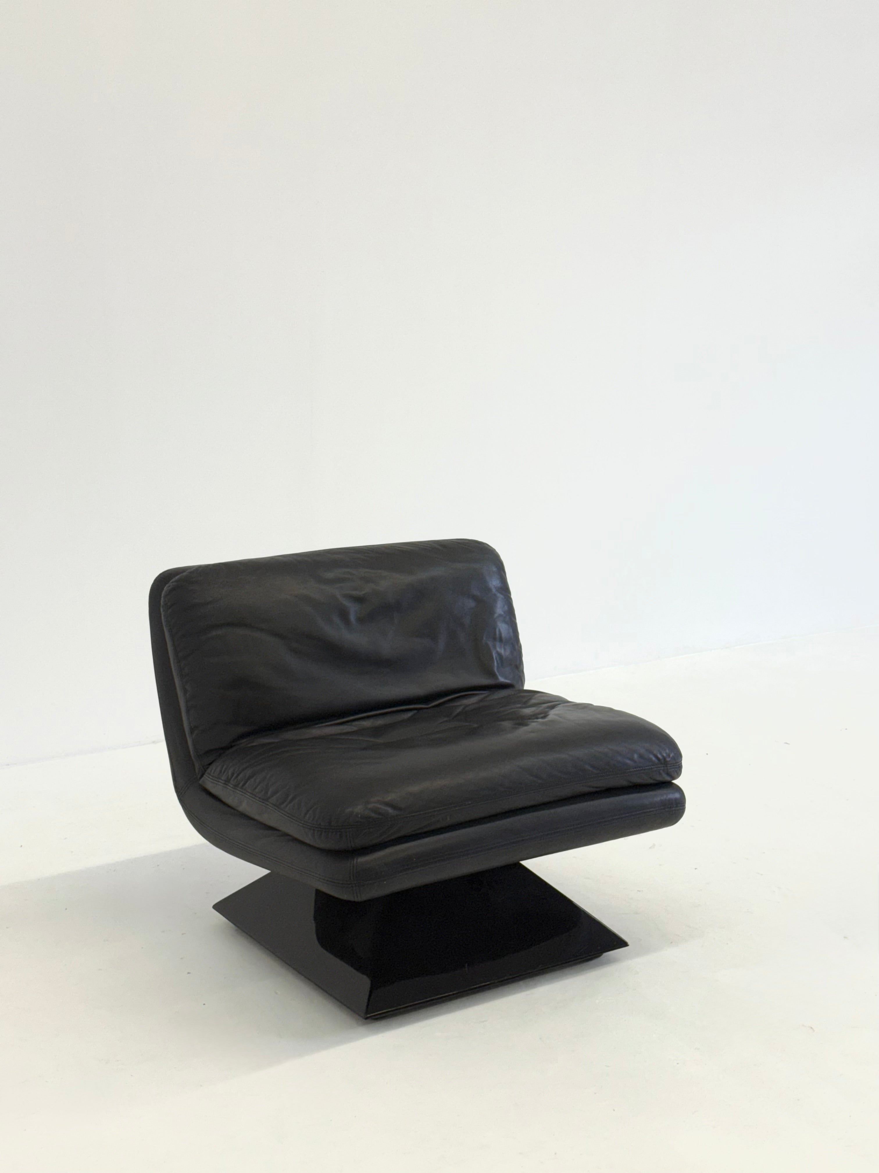 Armchairs by Hans von Klier for Giuseppe Rossi di Albizzate — in context