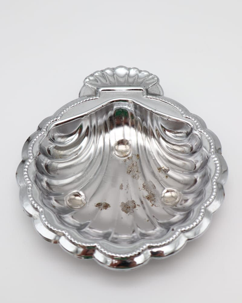 Vintage Silver-Plated 'Coquille' Shell Dish – 1970s France — side angle