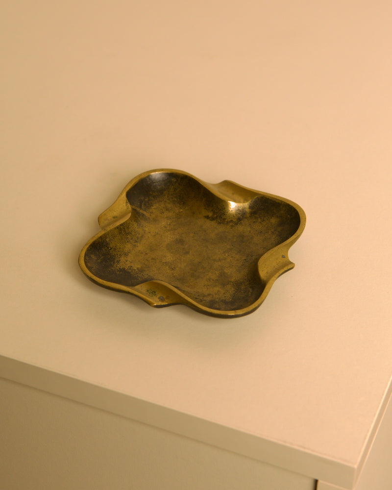 Italian Bronze Ashtray, 1940s by Treaptyque | The Oblist — vintage bronze material