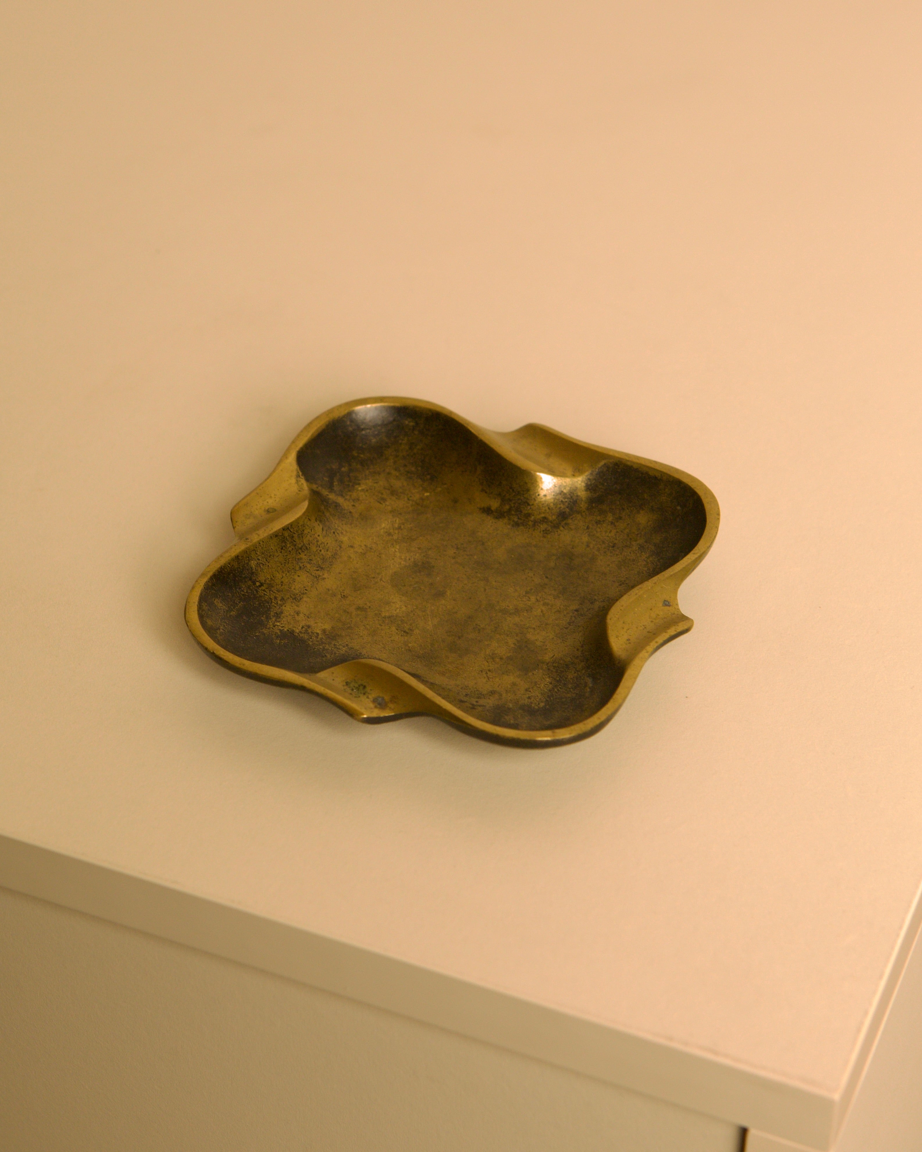 Italian Bronze Ashtray, 1940s by Treaptyque | The Oblist — vintage bronze material