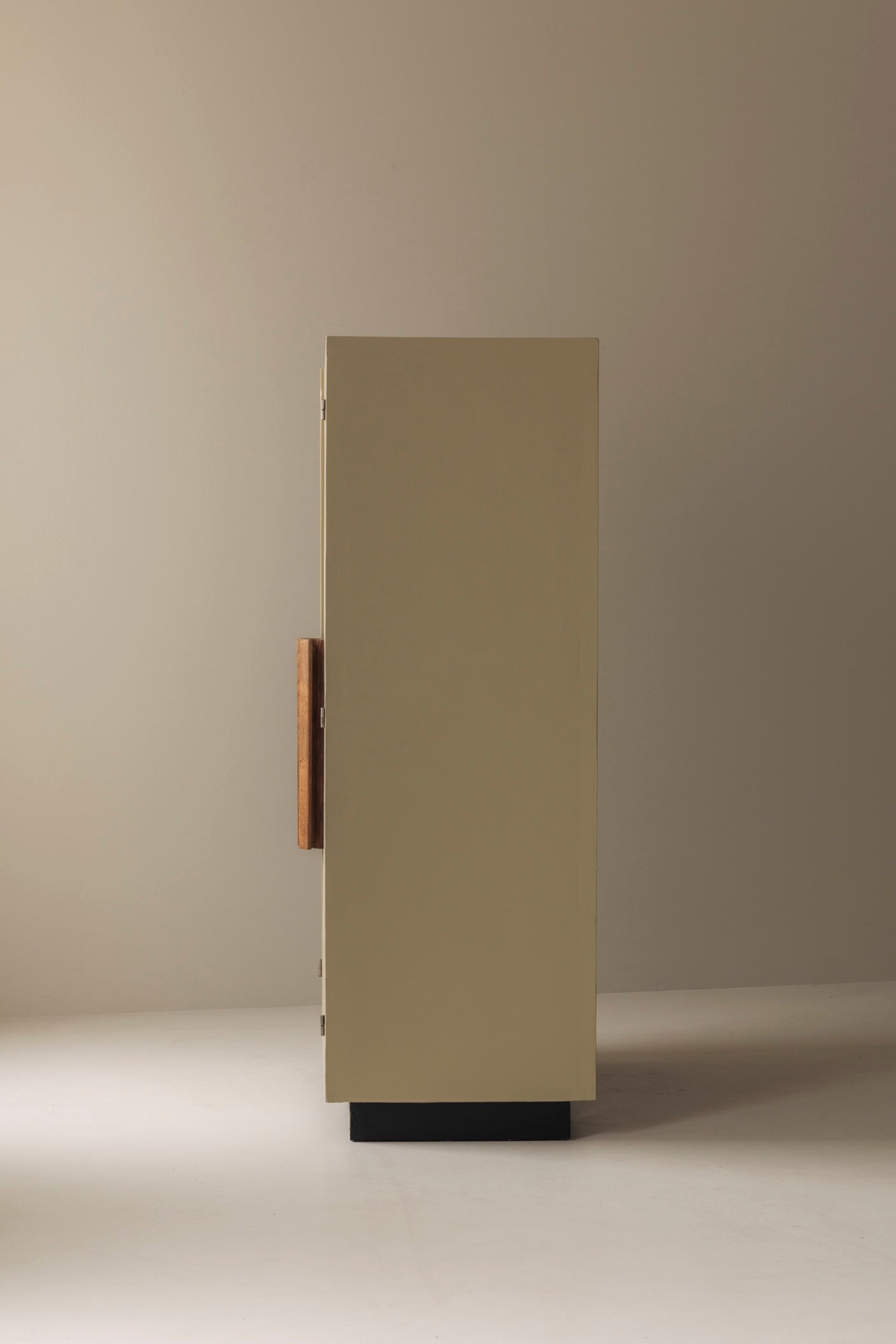 Rare wardrobe by Le Corbusier for Unité d’Habitation in Marseille, France 1940s — additional view