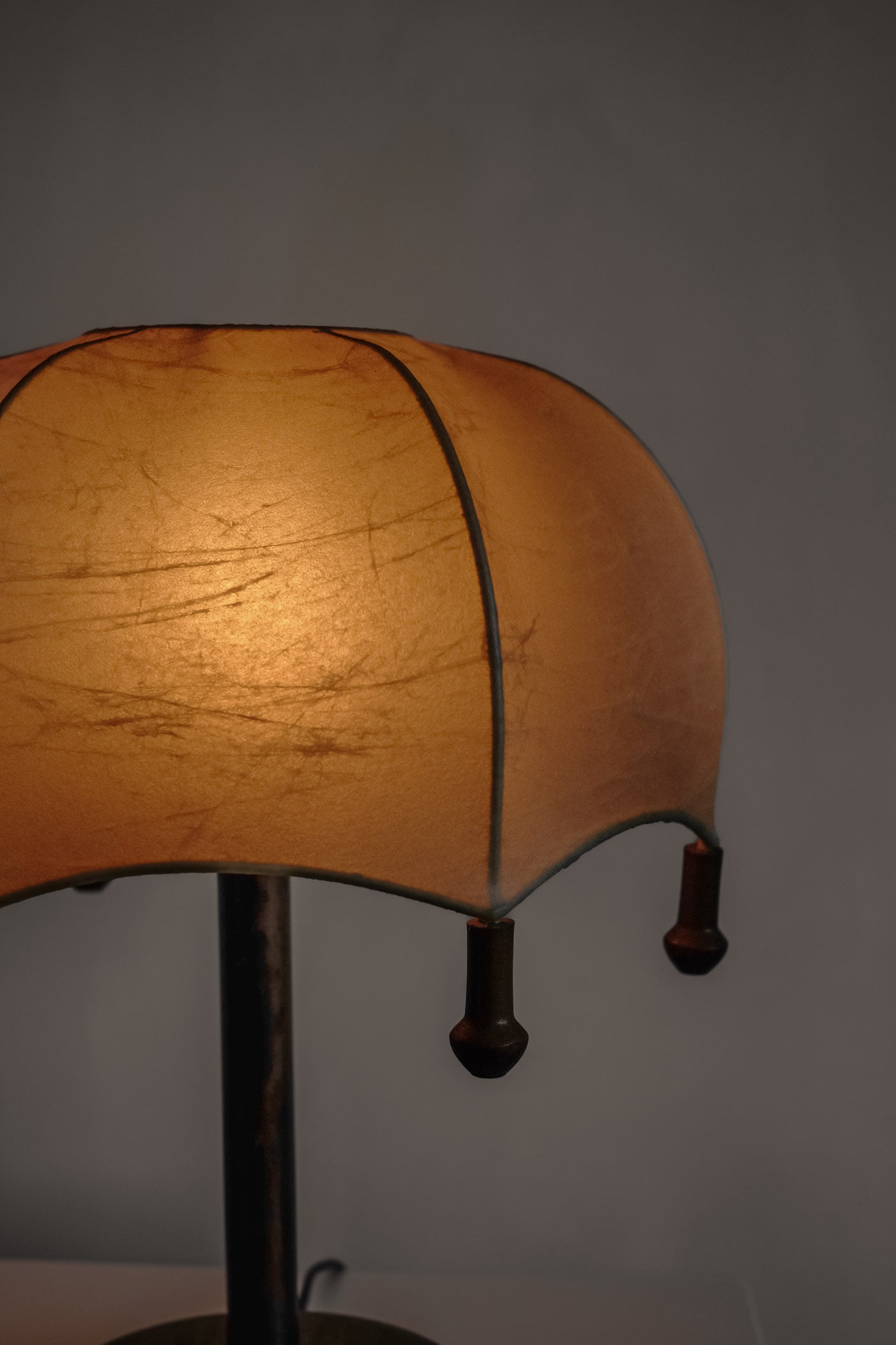 Cocoon Umbrella Tablelamp  — lifestyle setting
