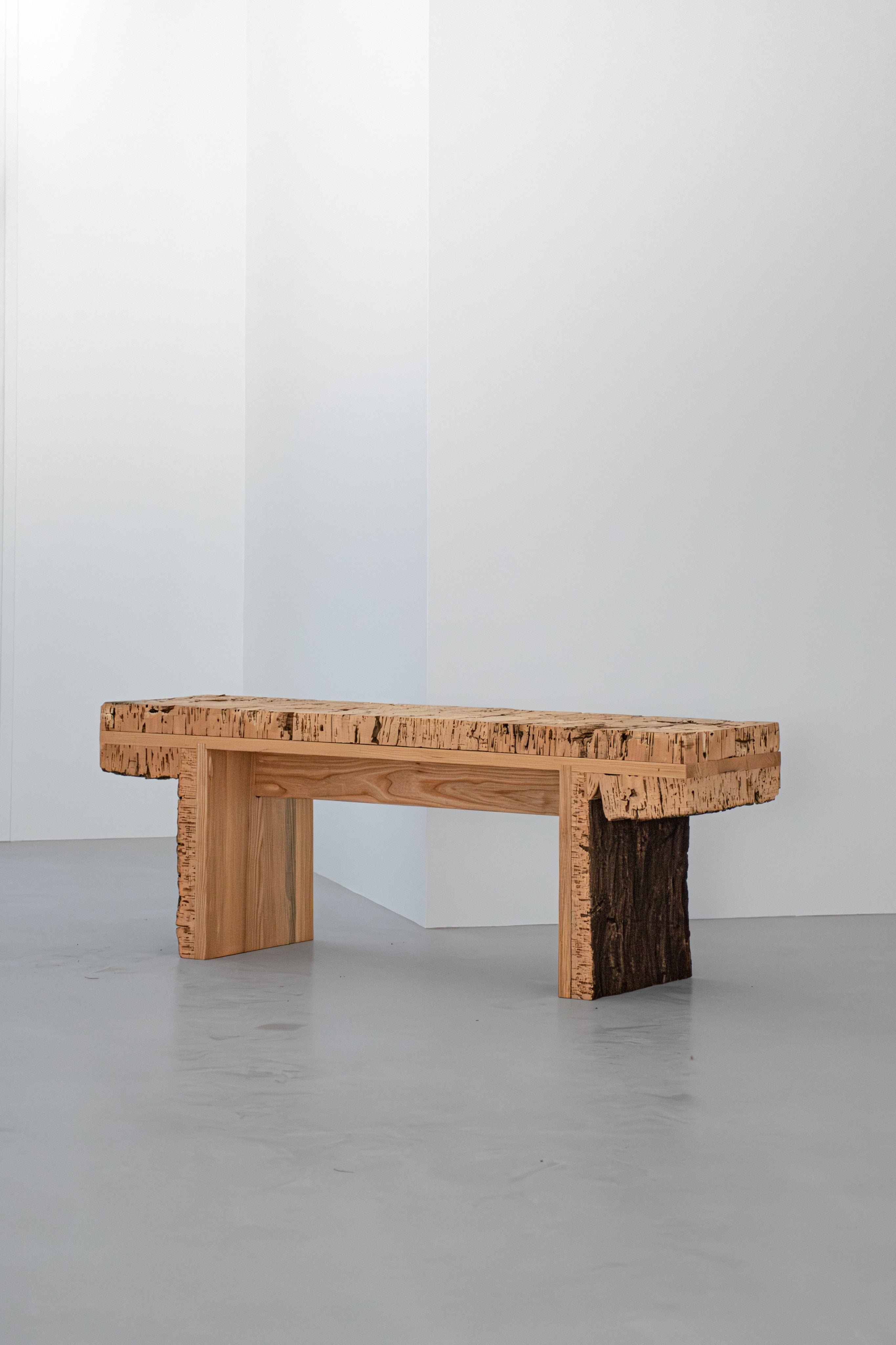 Banc Raw Cork by Alphée Grand | The Oblist