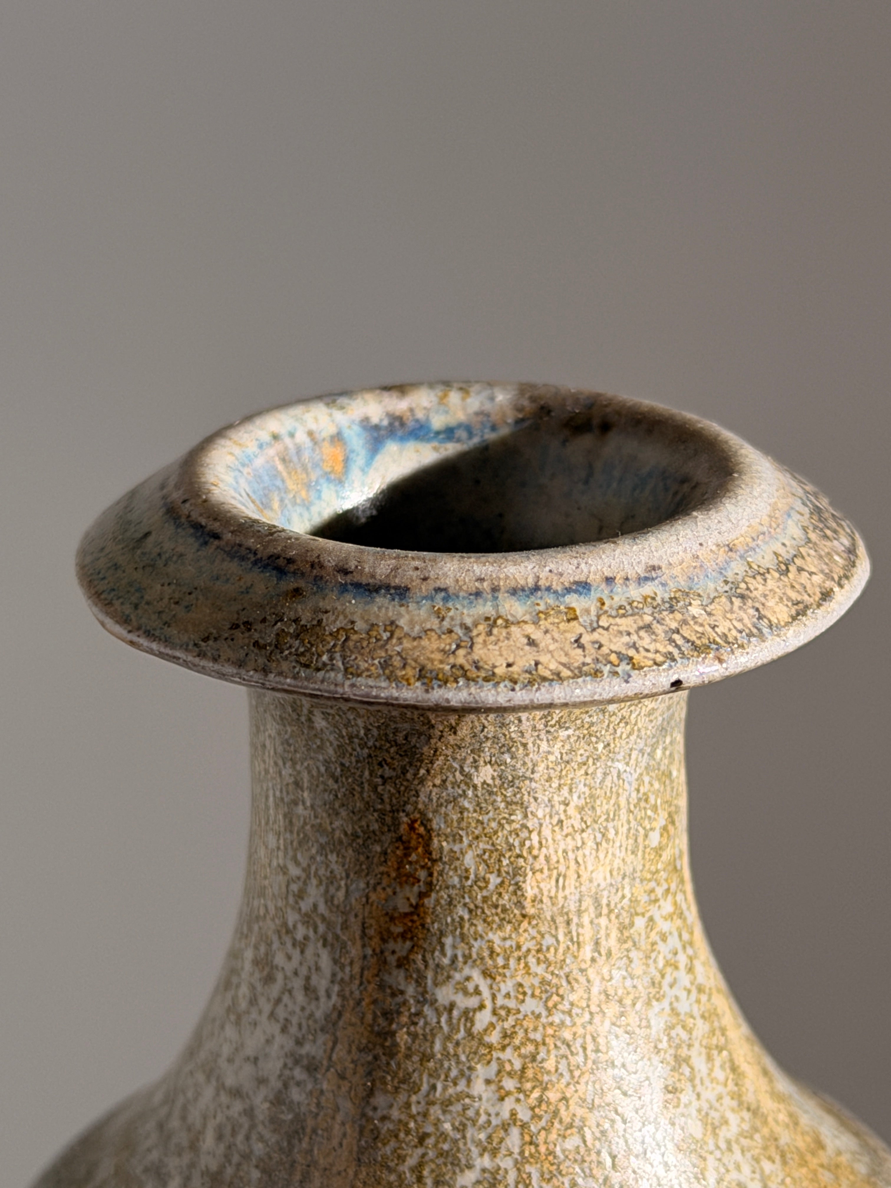Conical stoneware vase, France, circa 1960 — additional view