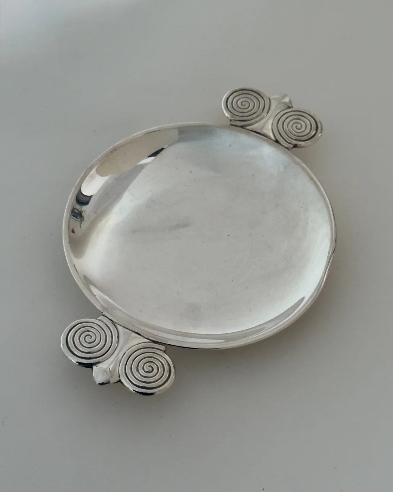 Plat en argent Art déco, W.A. Bolin, années 1930