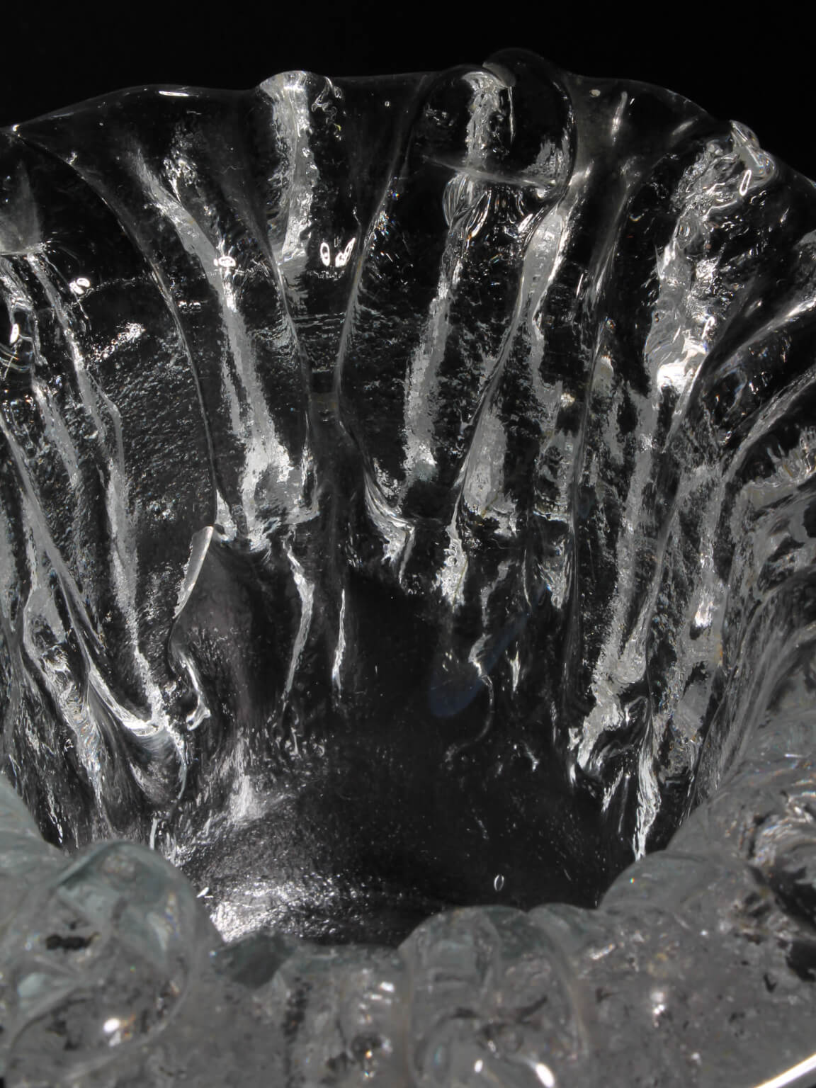 Uno Westerberg Organic Massive Glass Vase, Pukeberg, 1960s, Sweden — lifestyle setting