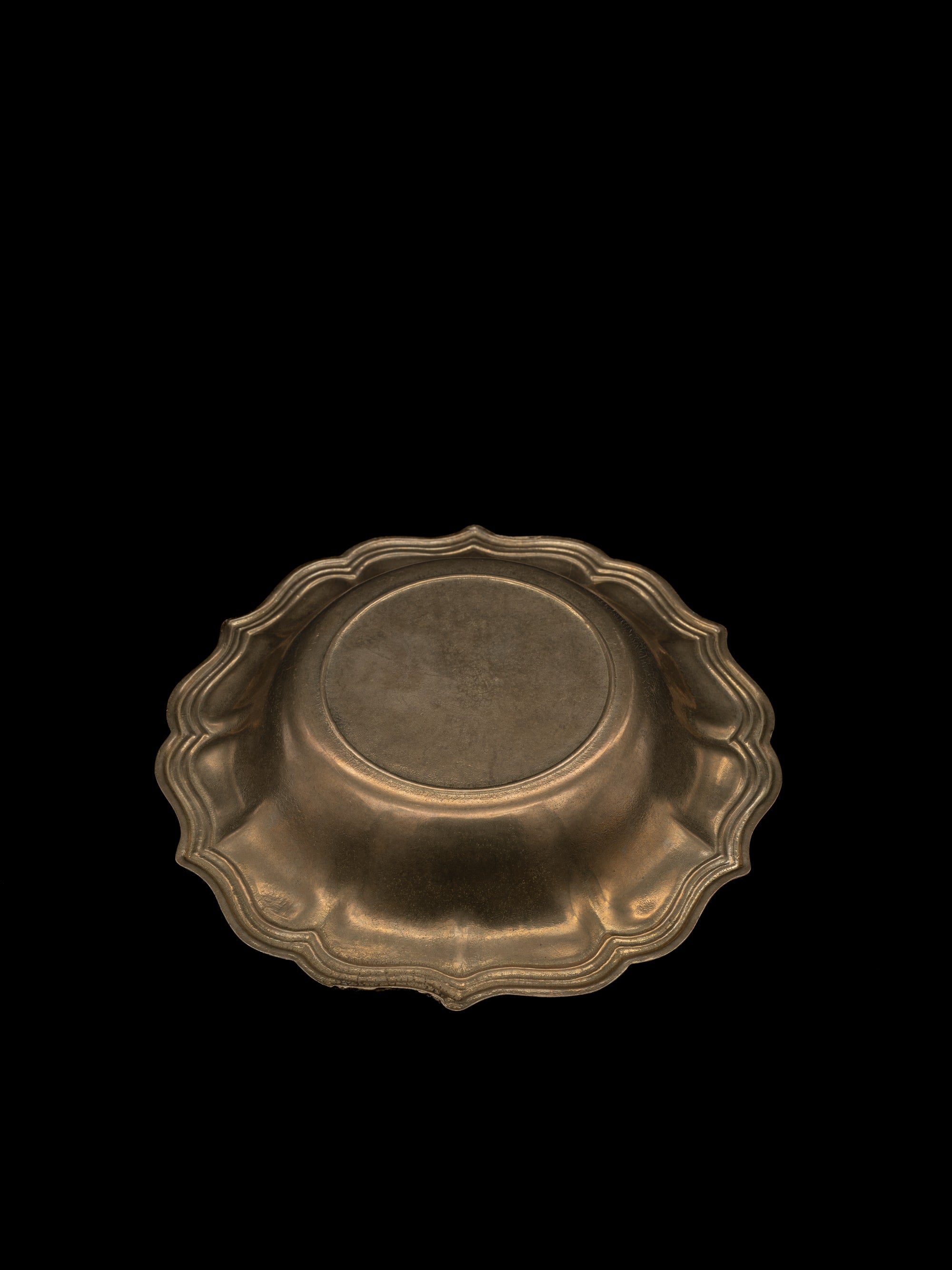 Scalloped Brass Bowl, Italy, c. 1960s — top view highlighting brass texture