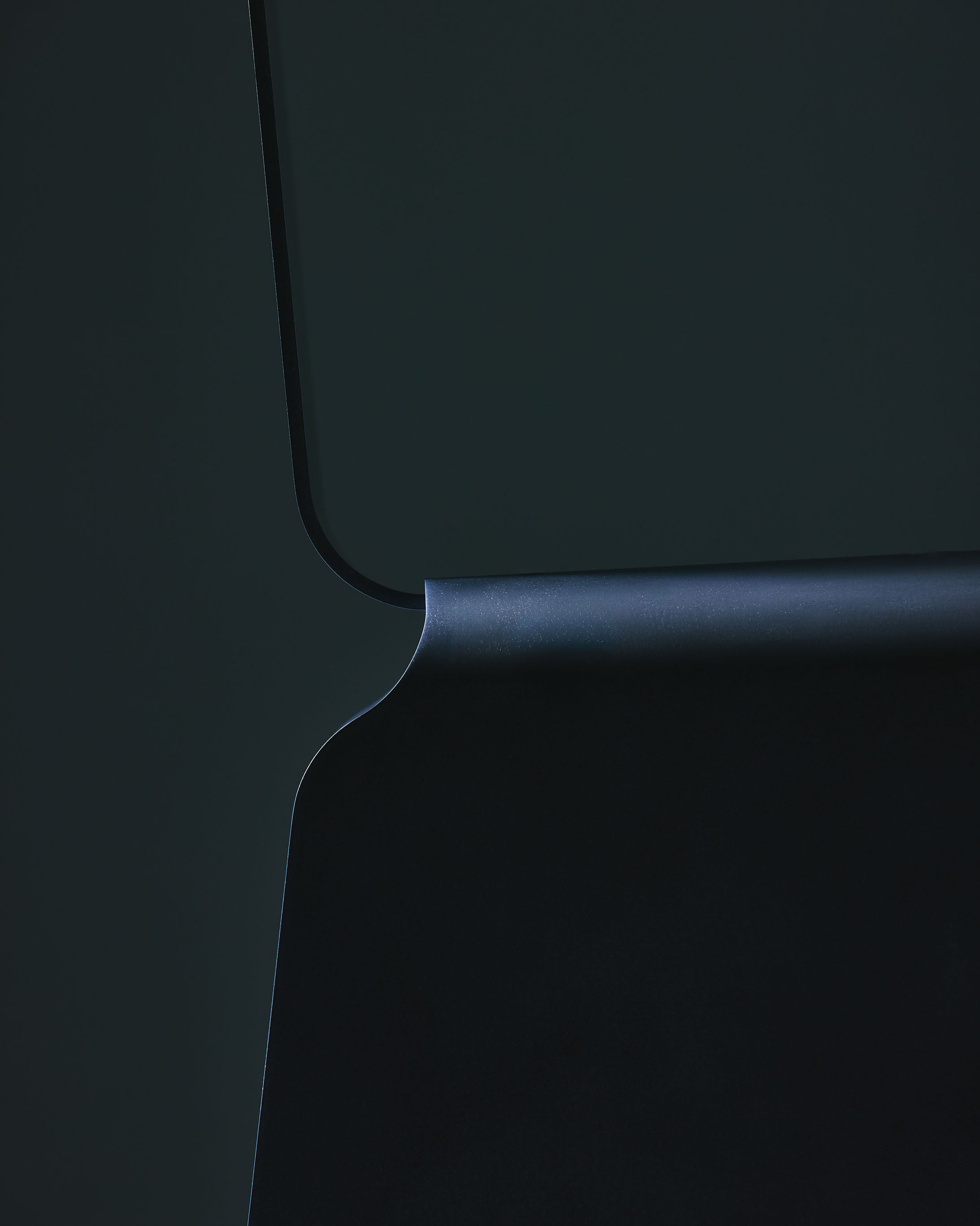Rounded Edges Chair