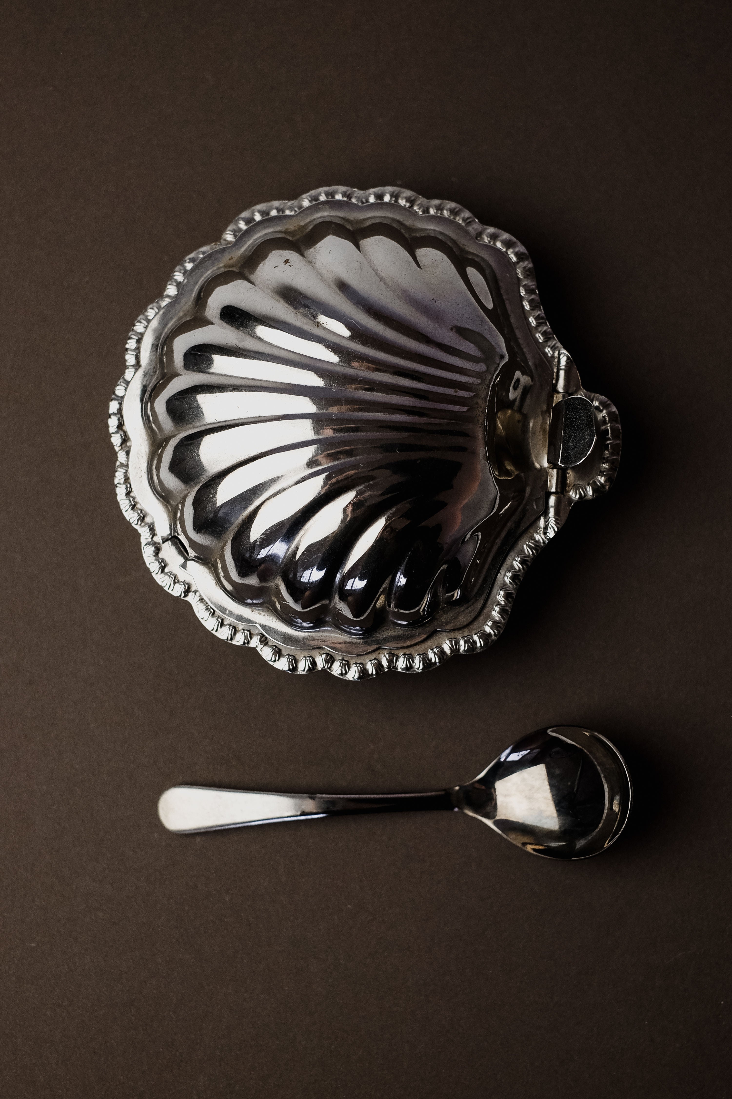 Shell Shaped Butter Dish with Spoon