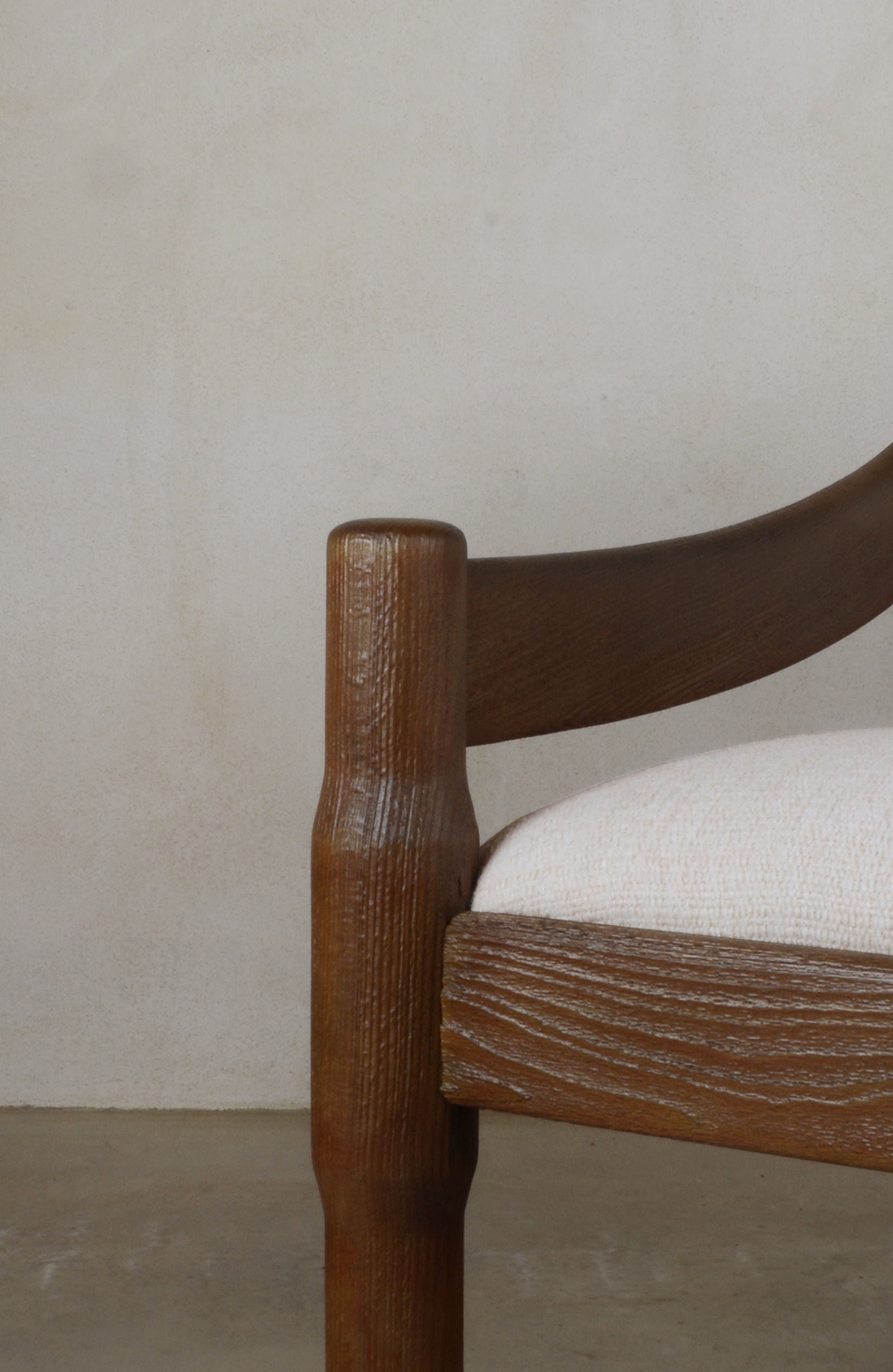 Pair of Carimate 930 armchair by Vico Magistretti, 1960