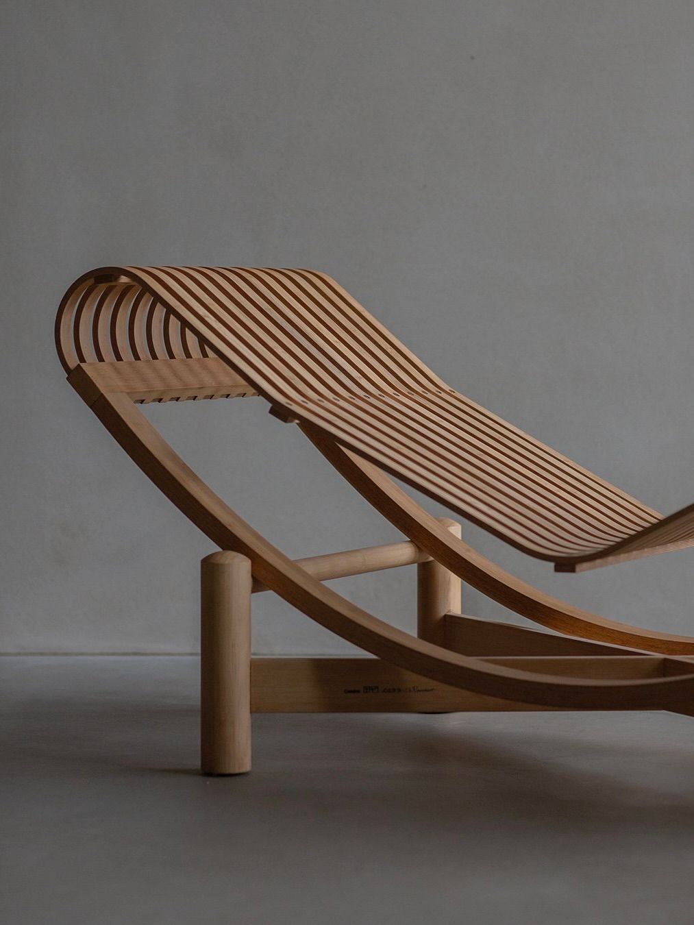 Charlotte Perriand - 522 Tokyo Lounge Chair