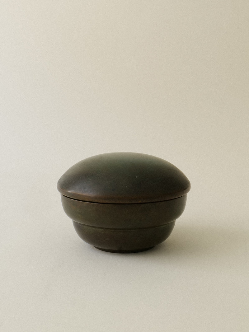 Art Deco bronze lidded jar with ribbed base from 1920s