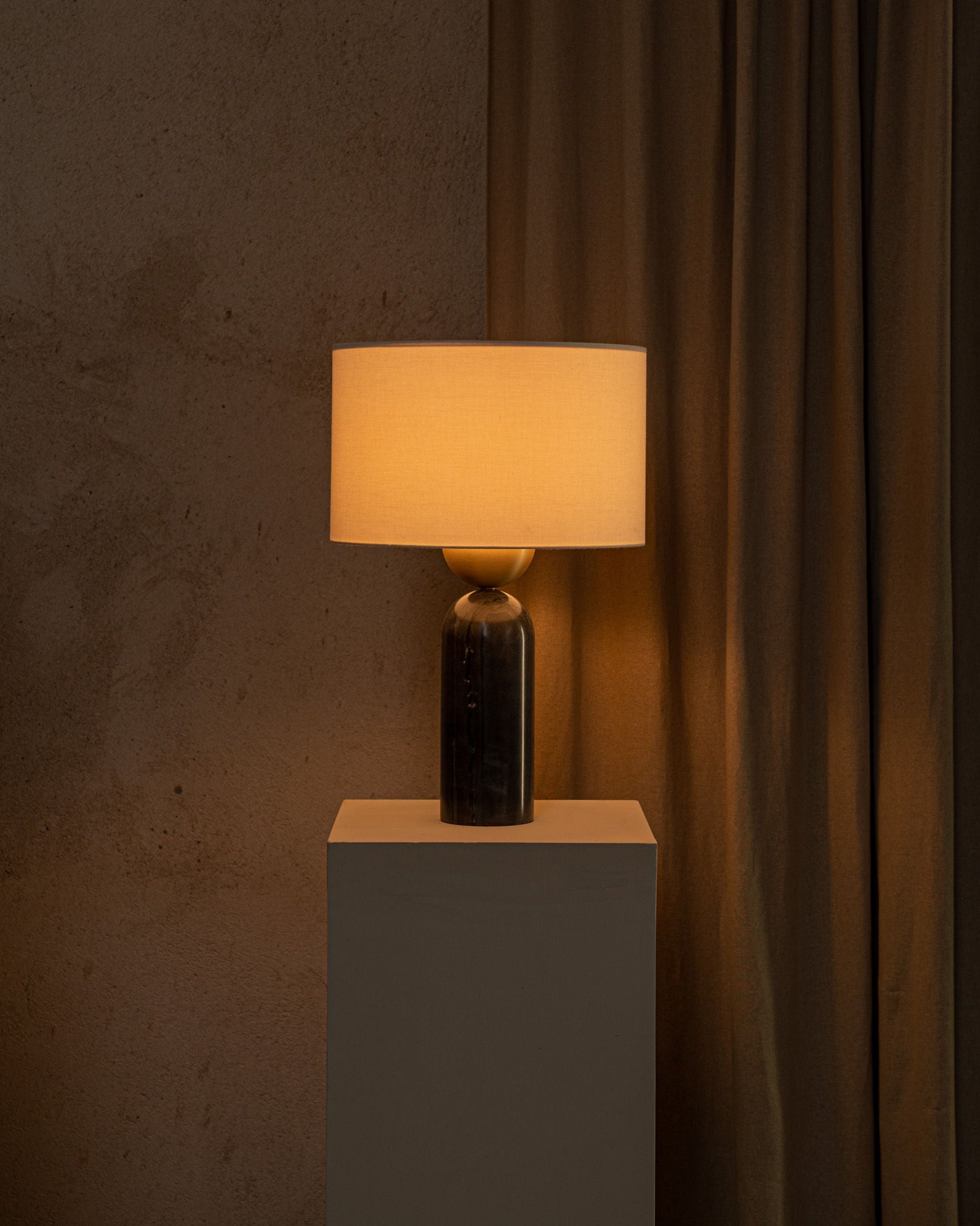 'Peona' Table Lamp in Black Marble