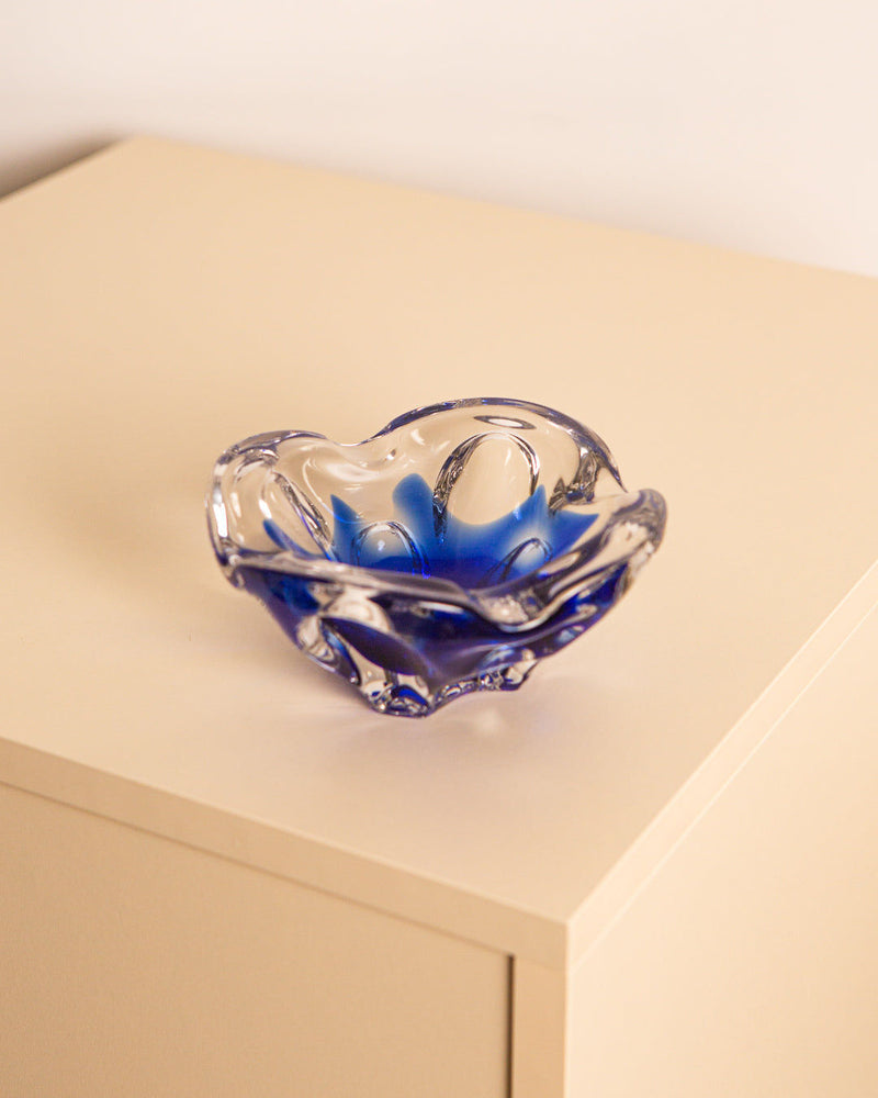 Blue Murano glass vide-poche with organic wavy rim detail