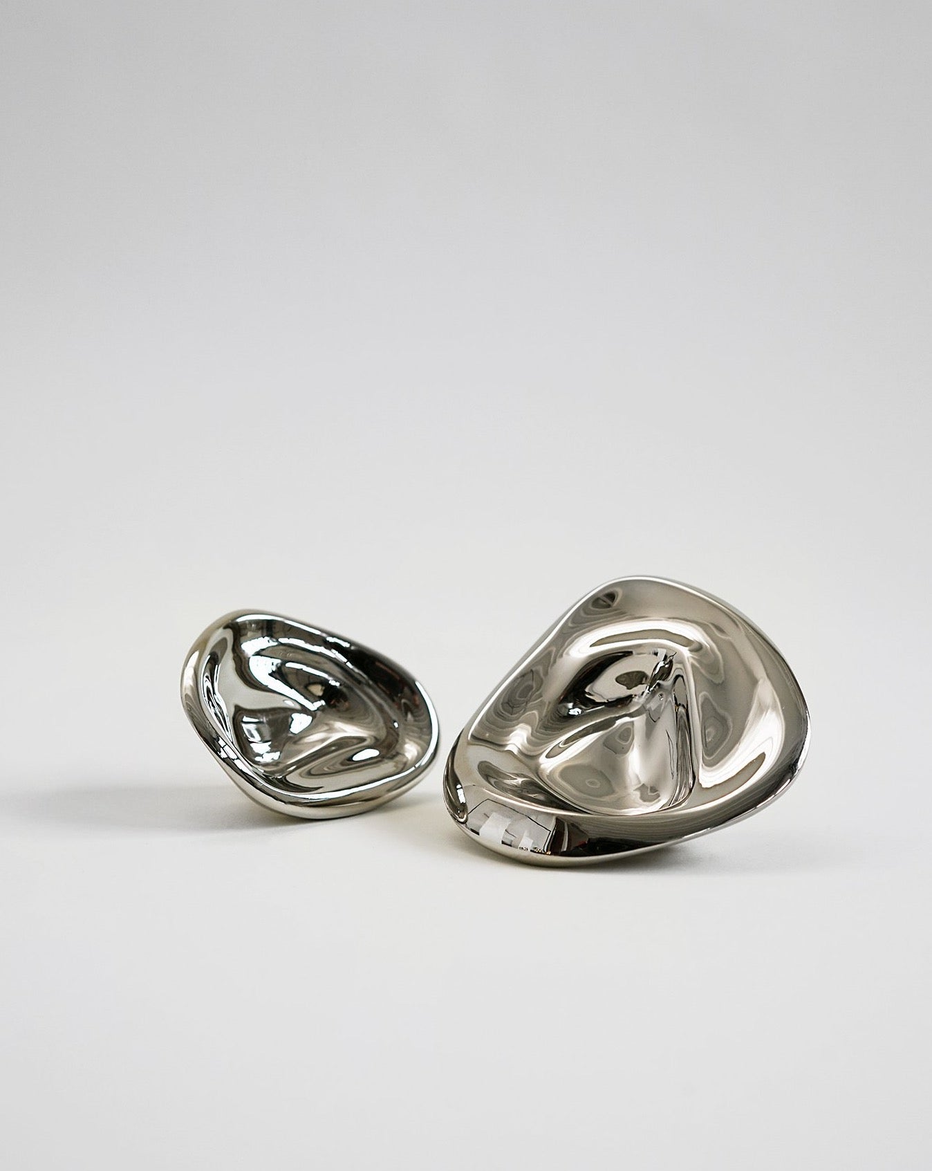 Ripple Hook - Large - Titanium
