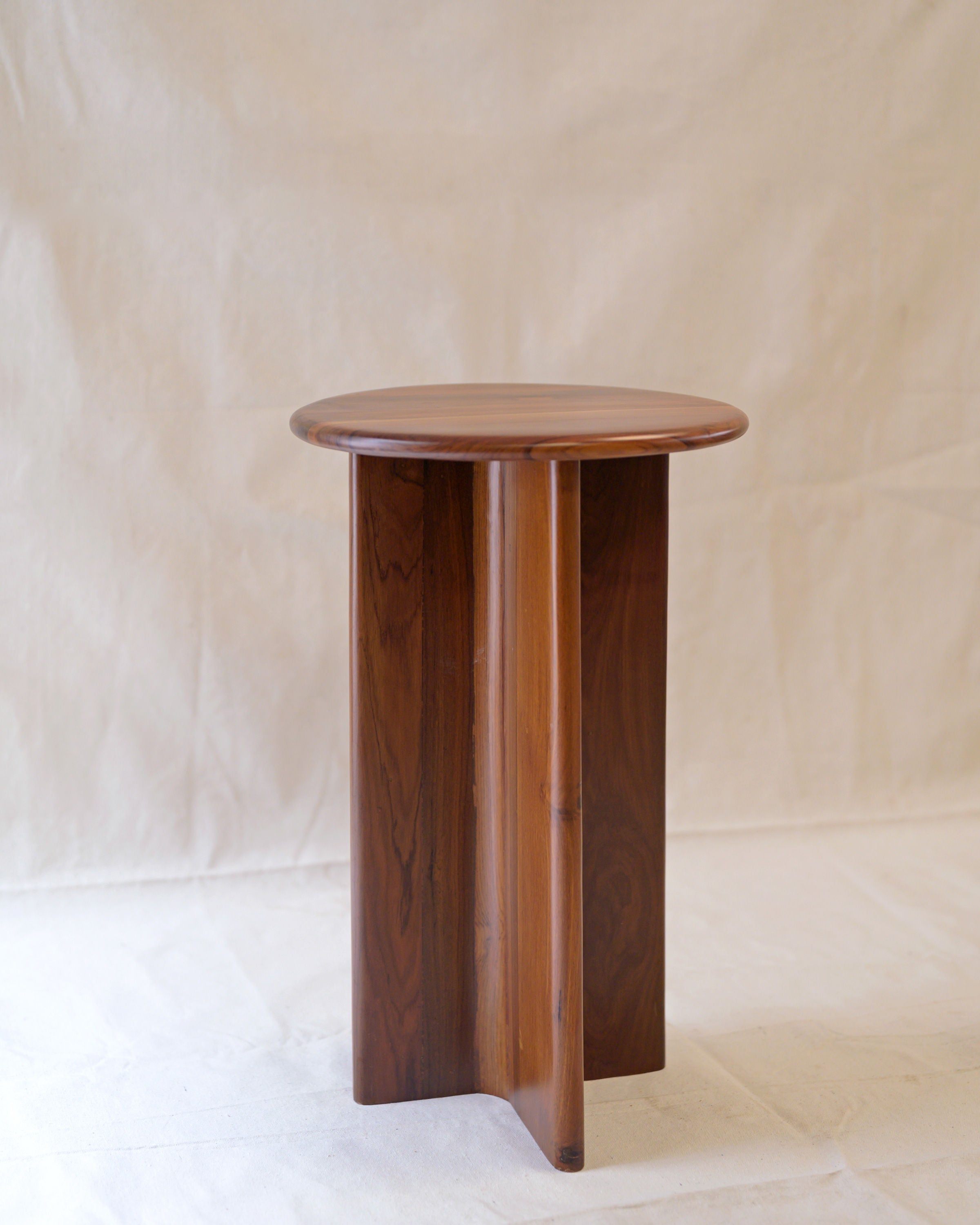 Set of 2 Wood Side Tables